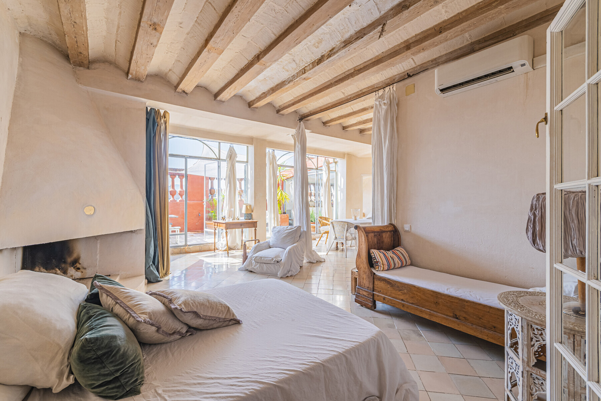  Stunning penthouse with panoramic views of the iconic Plaza Real - 物件實景
