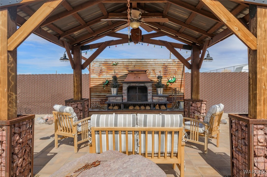Bullhead City, Arizona, 86442, United States, 2 Bedrooms Bedrooms, ,Residential,For Sale,1912692