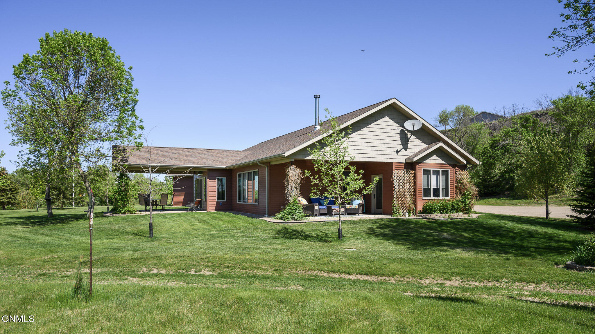 Washburn, North Dakota, 58577, United States, 3 Bedrooms Bedrooms, ,2 BathroomsBathrooms,Residential,For Sale,2043645