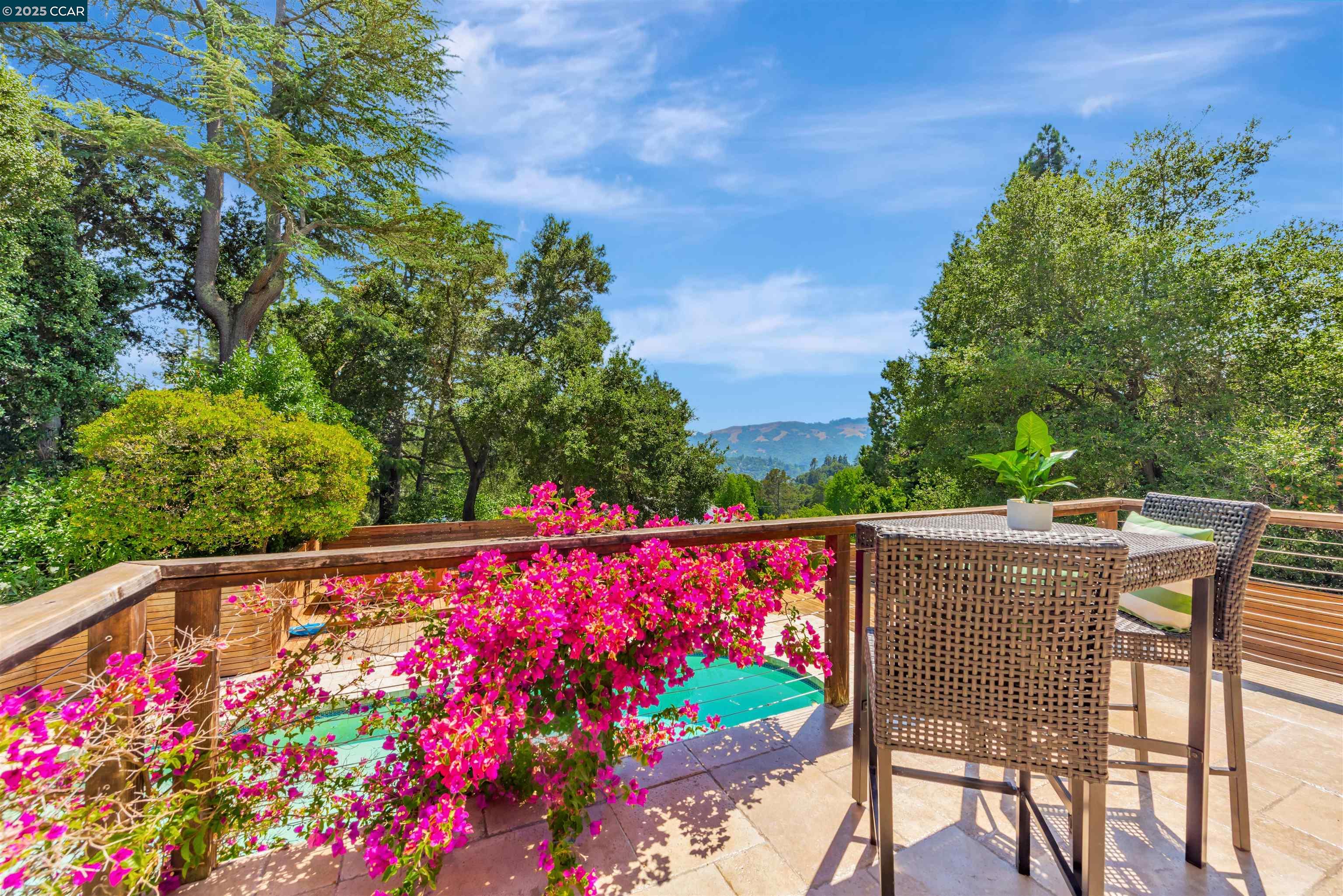 Orinda, California, 94563, United States, 4 Bedrooms Bedrooms, ,3 BathroomsBathrooms,Residential,For Sale,1885417