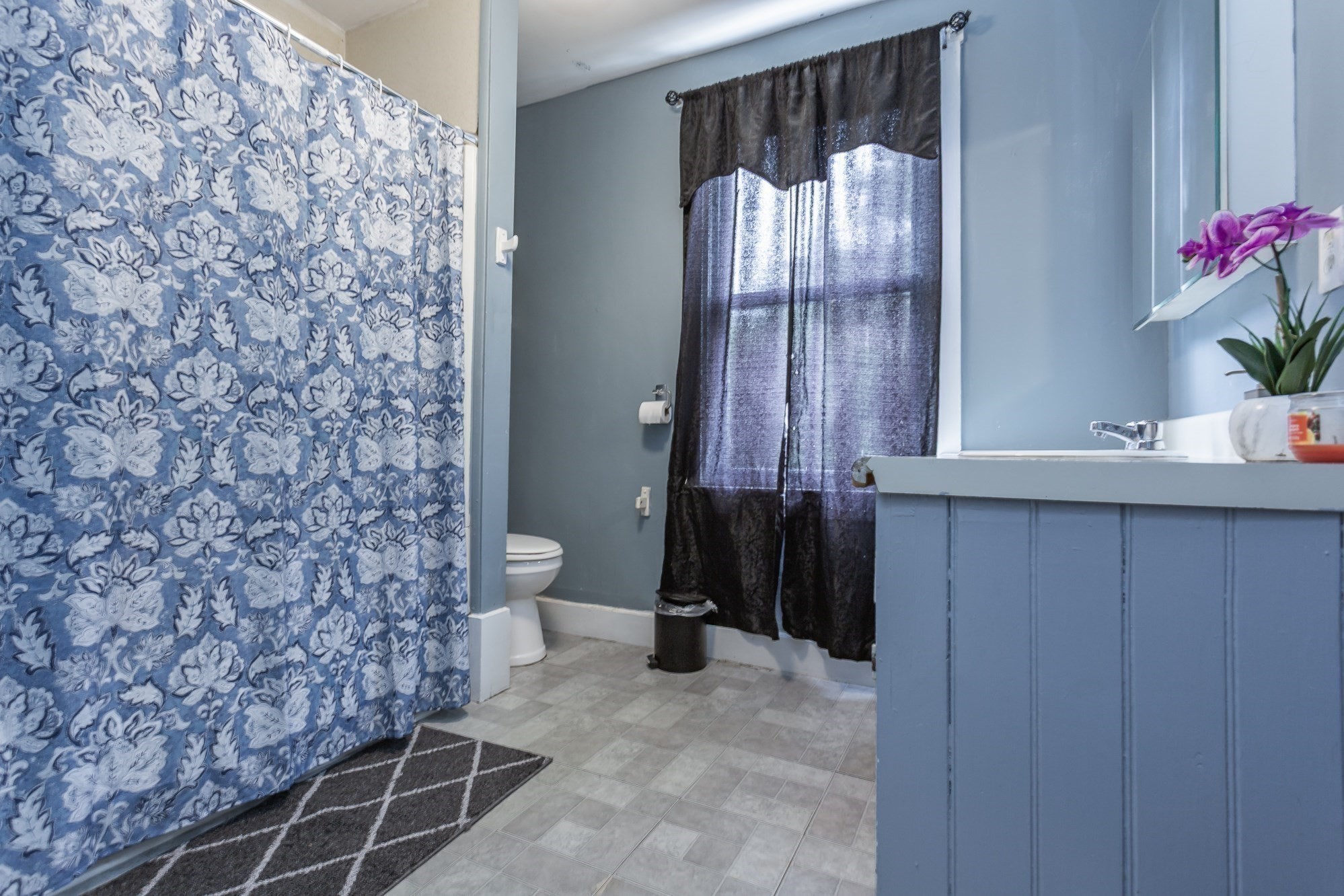 New Bedford, Massachusetts, 02740, United States, 7 Bedrooms Bedrooms, ,2 BathroomsBathrooms,Residential,For Sale,1943461