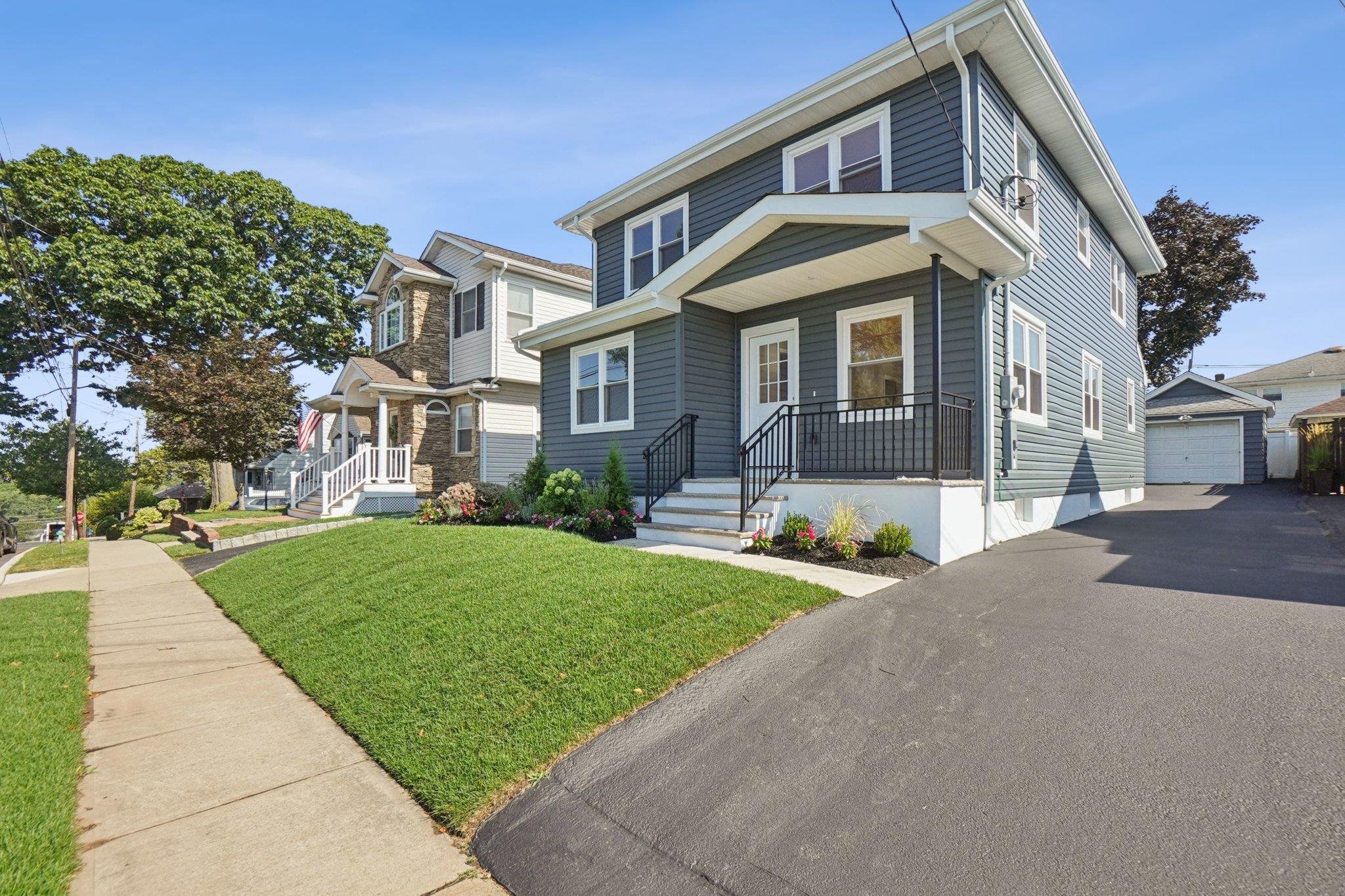 Wood-ridge, New Jersey, 07075, United States, 4 Bedrooms Bedrooms, ,3 BathroomsBathrooms,Residential,For Sale,1979587