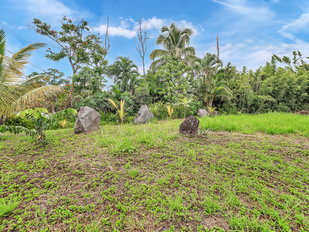 Keaau, Hawaii, 96749, United States, 3 Bedrooms Bedrooms, ,4 BathroomsBathrooms,Residential,For Sale,1927410