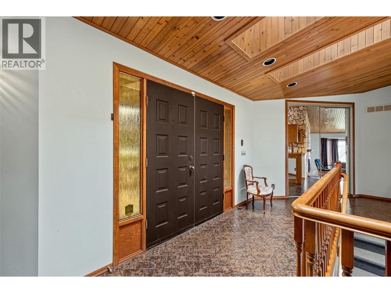 KELOWNA, British Columbia, V1V 1J5, CA, 2 Bedrooms Bedrooms, ,2 BathroomsBathrooms,Residential,For Sale,1948319