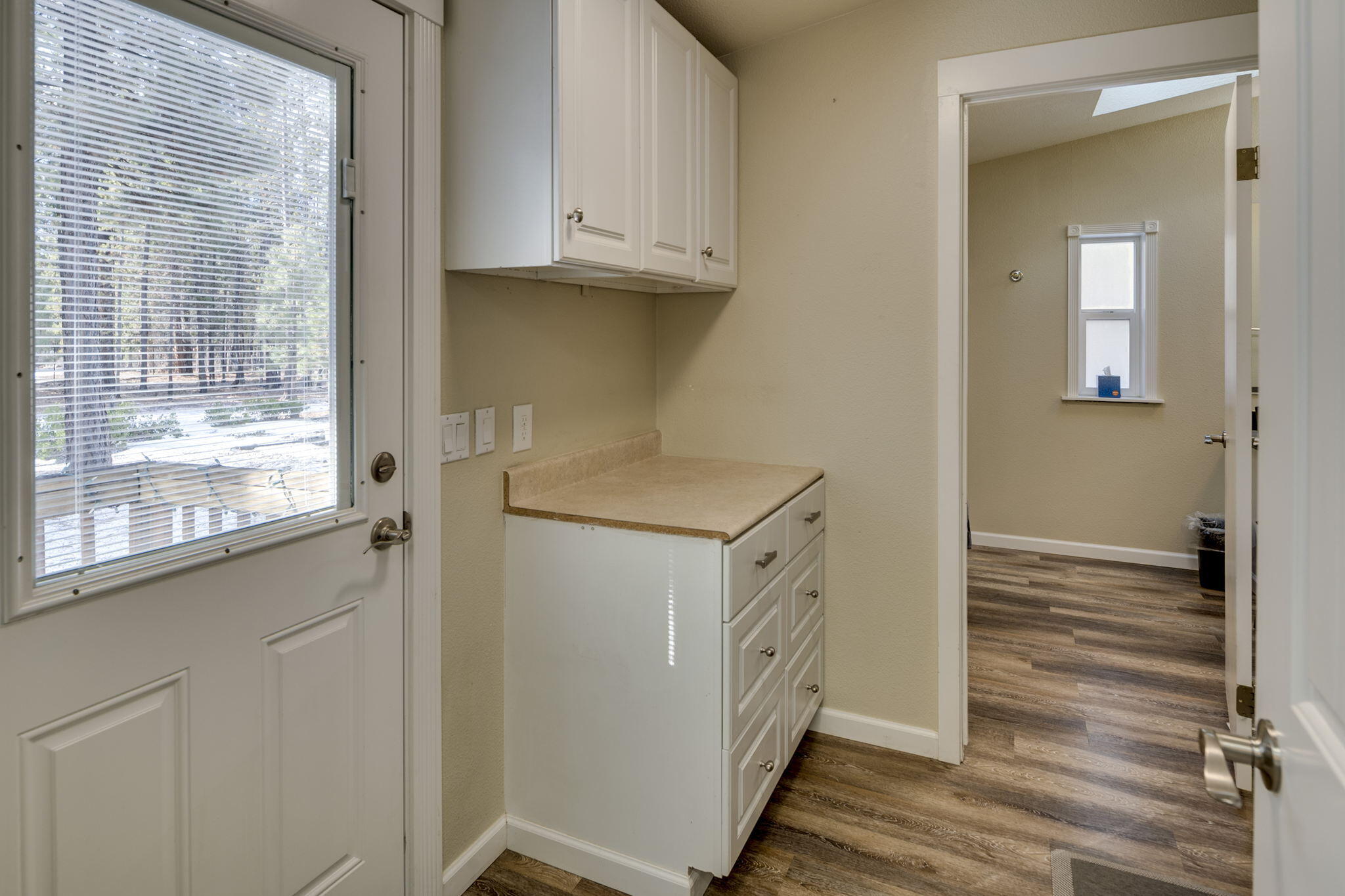 La Pine, Oregon, 97739, United States, 3 Bedrooms Bedrooms, ,2 BathroomsBathrooms,Residential,For Sale,2040090