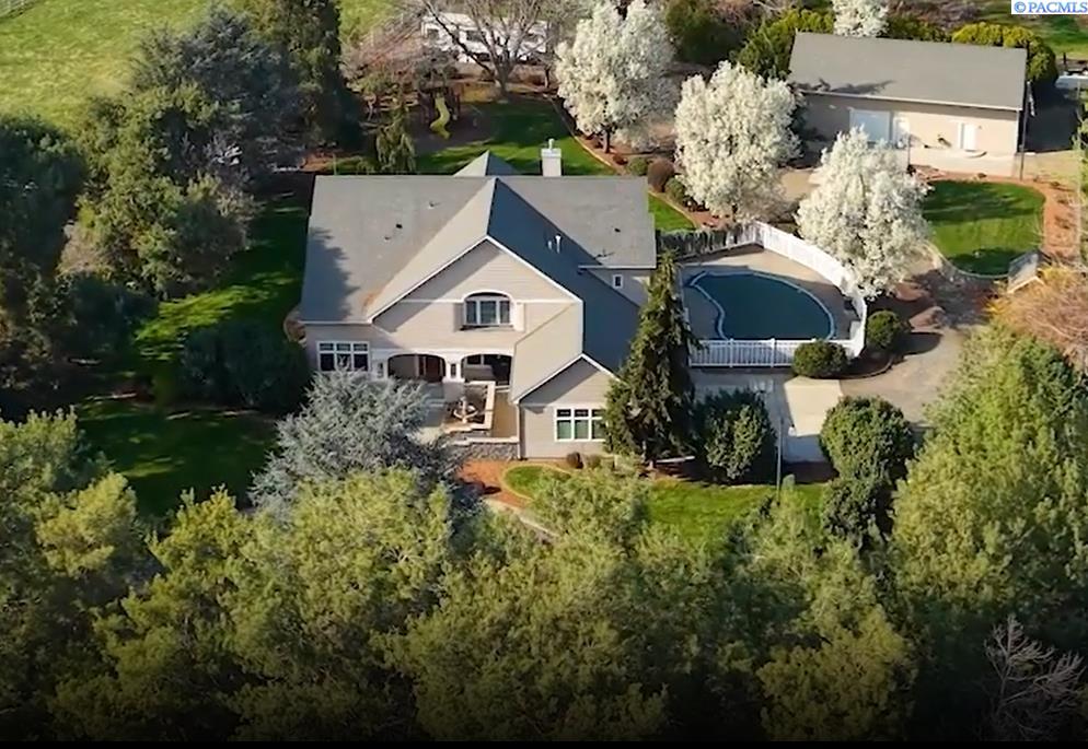 Pasco, Washington, 99301, United States, 3 Bedrooms Bedrooms, ,3 BathroomsBathrooms,Residential,For Sale,1979985