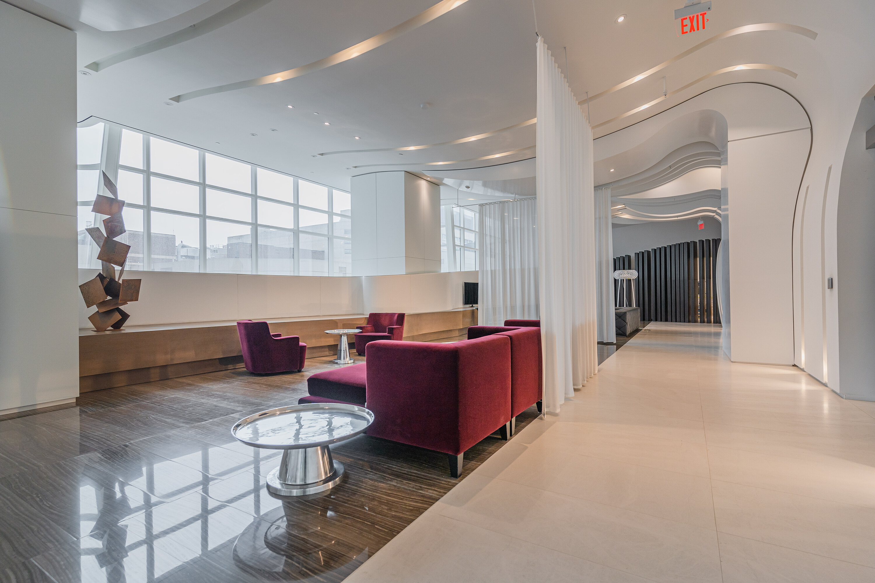  One Bloor - 物件實景