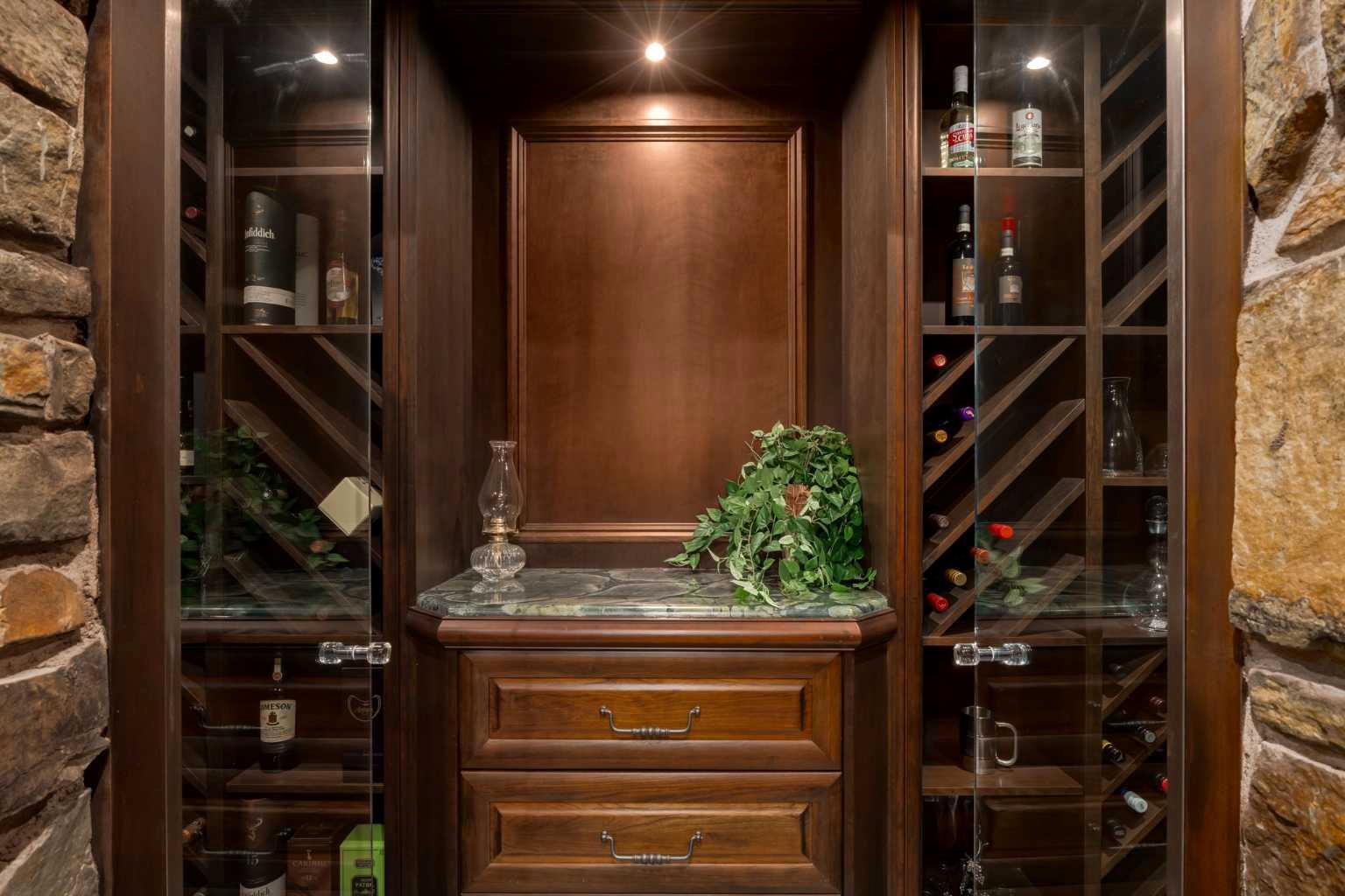 CALGARY, Alberta, T3H 5M3, CA, 5 Bedrooms Bedrooms, ,8 BathroomsBathrooms,Residential,For Sale,1988297