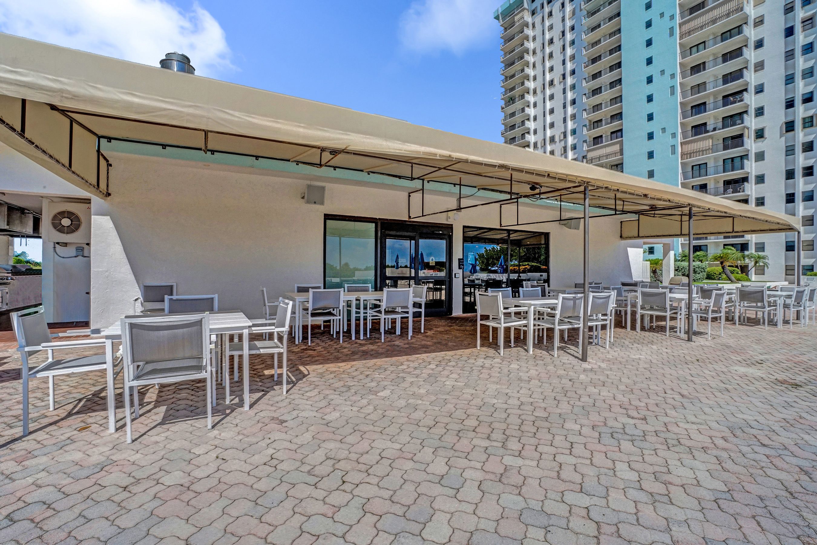  1201 S Ocean Drive, Hollywood, FL, 33019 - 物件實景
