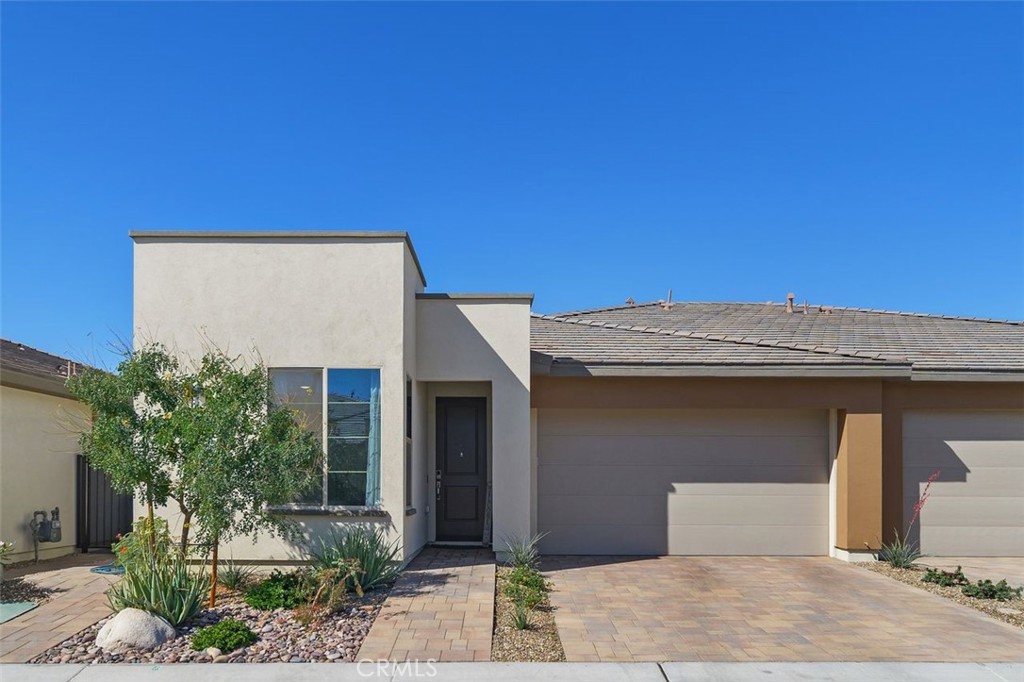 Indio, California, 92201, United States, 2 Bedrooms Bedrooms, ,3 BathroomsBathrooms,Residential,For Sale,1919673