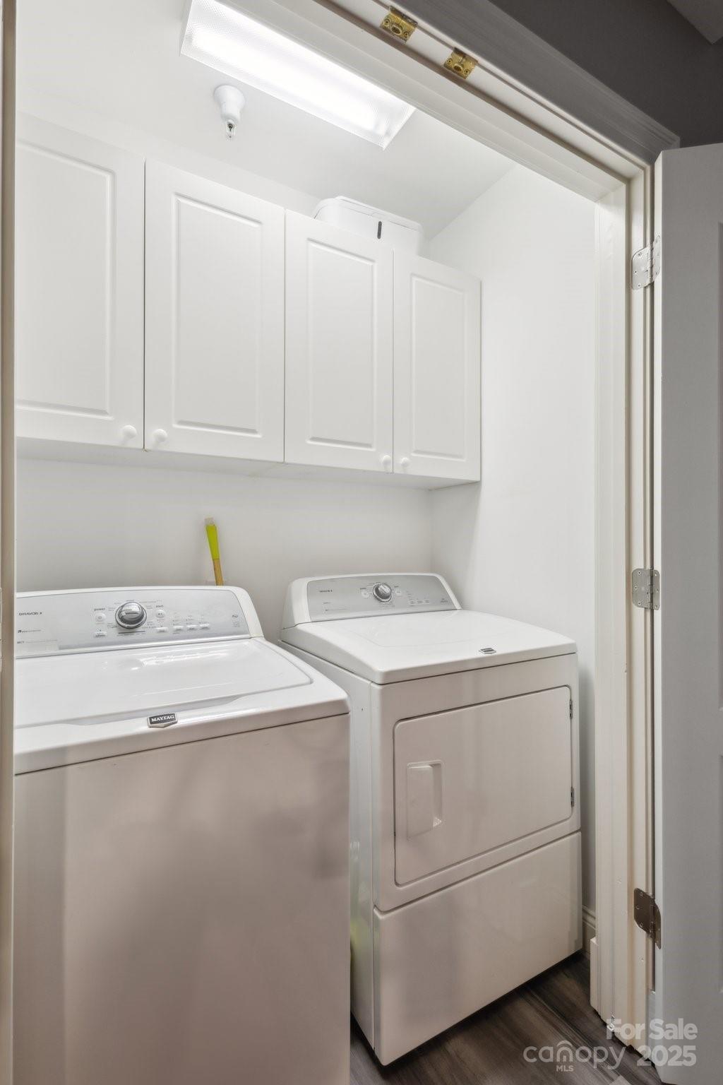 Charlotte, North Carolina, 28203, United States, 2 Bedrooms Bedrooms, ,2 BathroomsBathrooms,Residential,For Sale,1794161