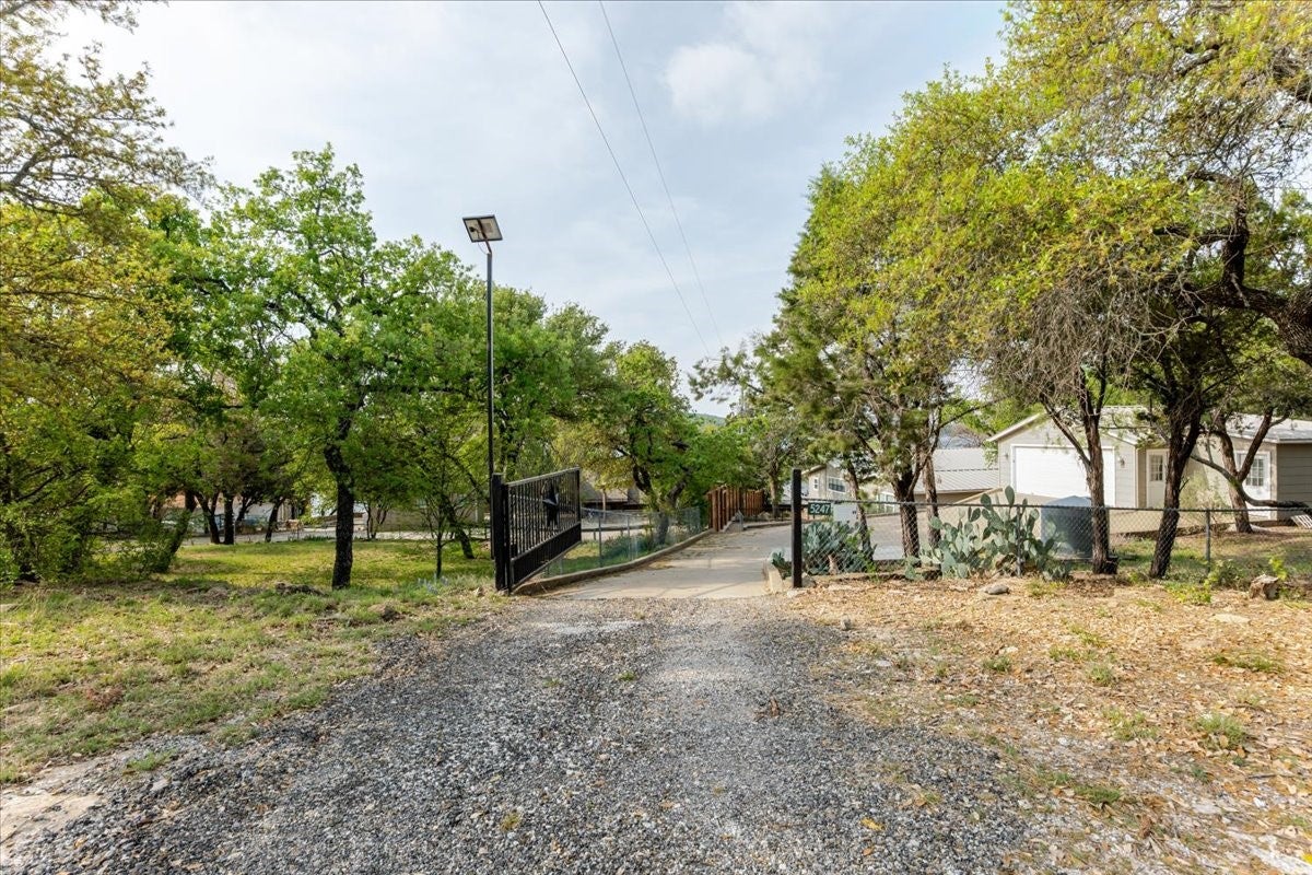 Possum Kingdom Lake, Texas, 76450, United States, 4 Bedrooms Bedrooms, ,3 BathroomsBathrooms,Residential,For Sale,2033538