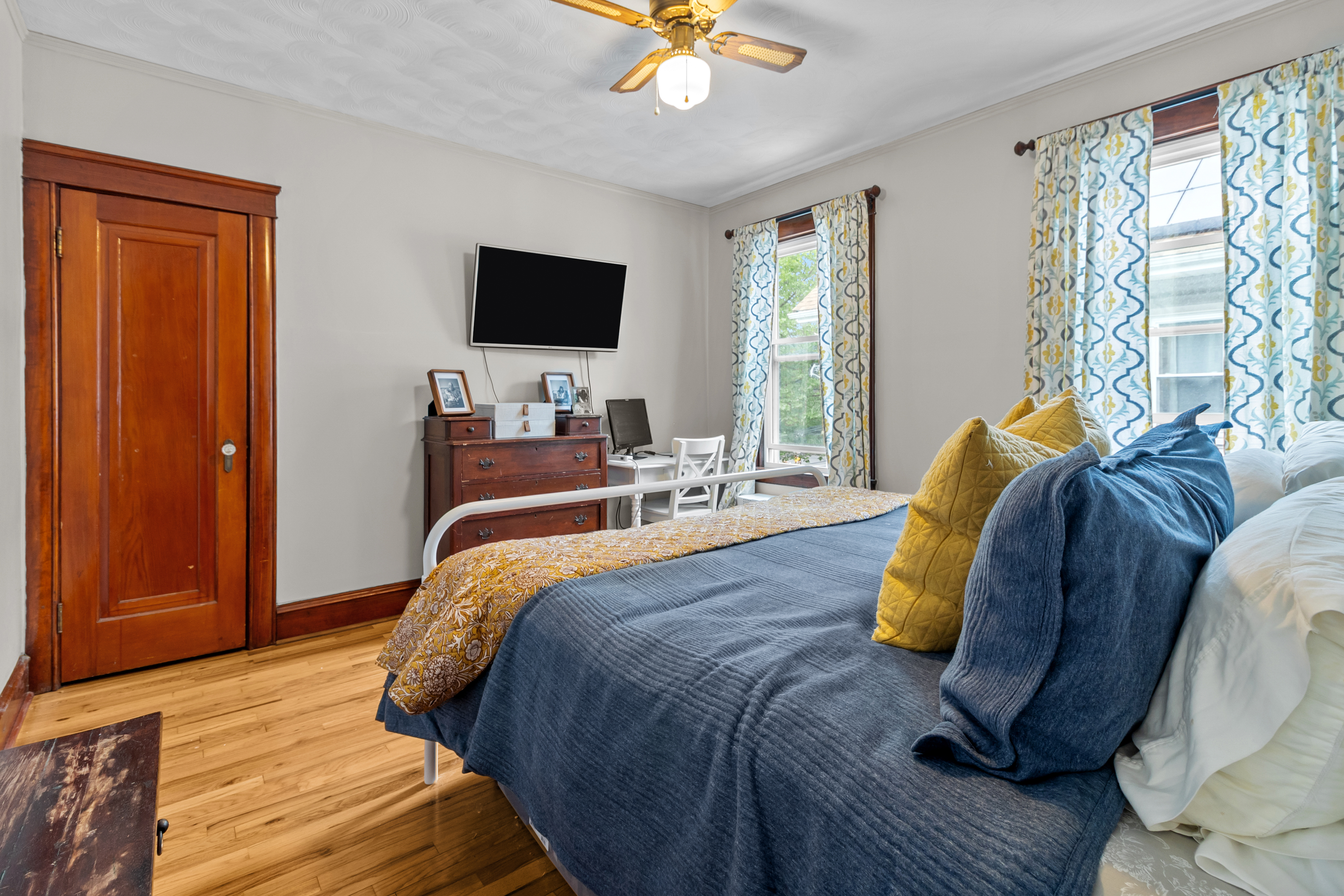  647-649 Pleasant Valley Parkway, Providence, RI, 02908 - 物件實景