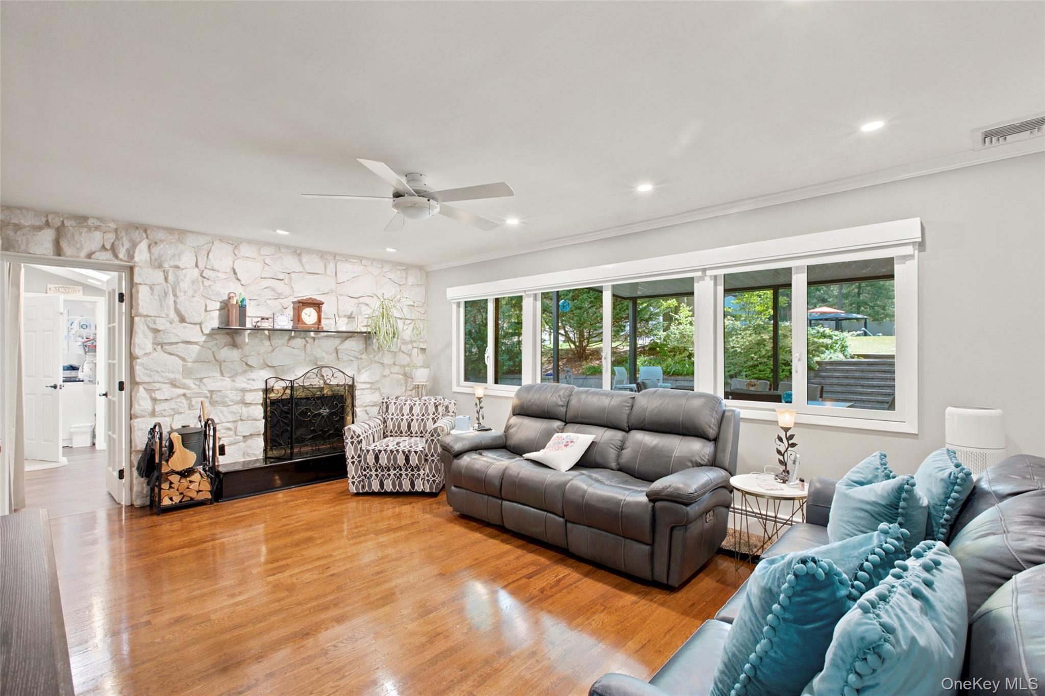  17 Lower Road, Smithtown, NY, 11787 - 物件實景