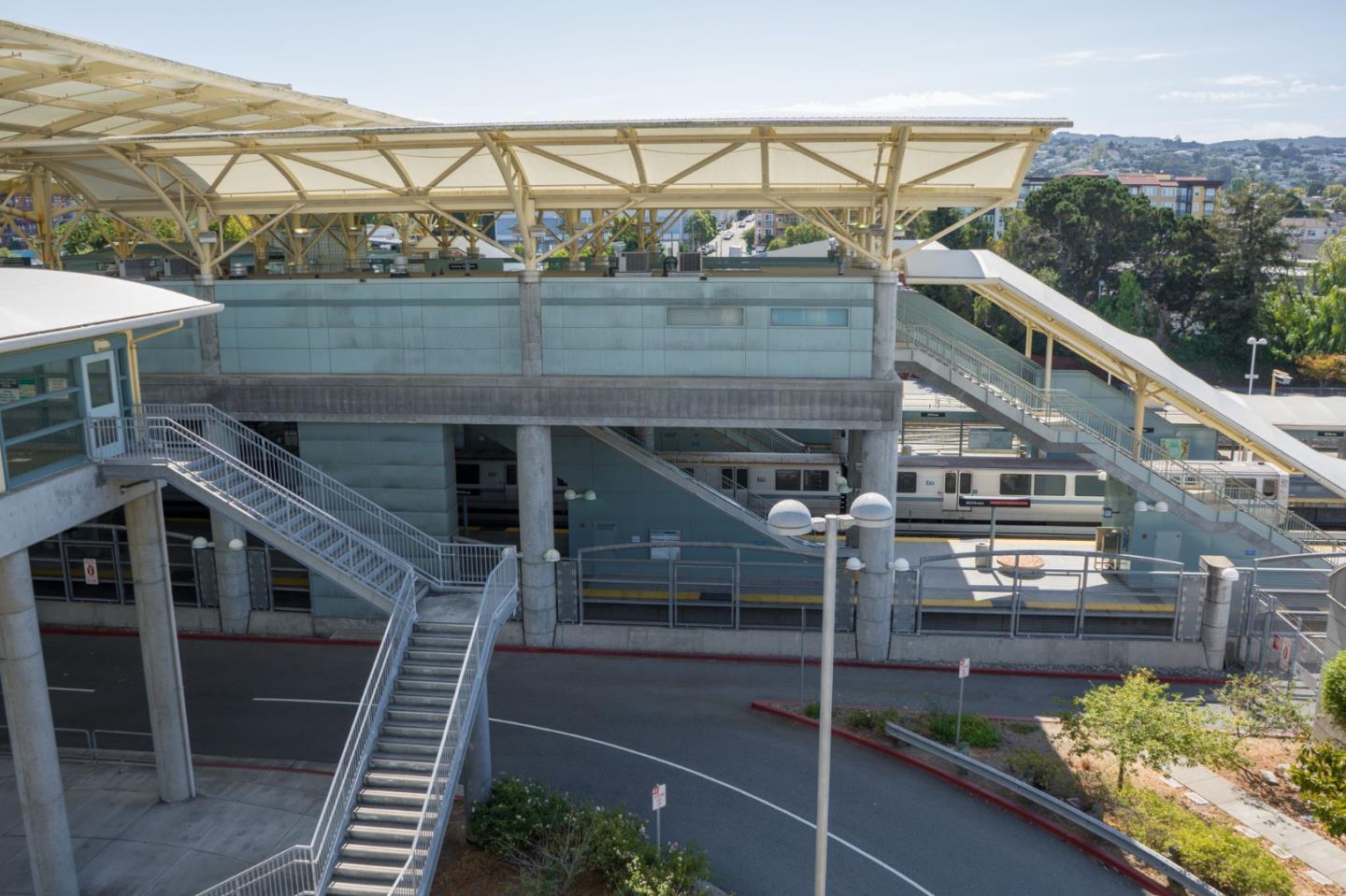 Millbrae, California, 94030, United States, 4 Bedrooms Bedrooms, ,3 BathroomsBathrooms,Residential,For Sale,1989349