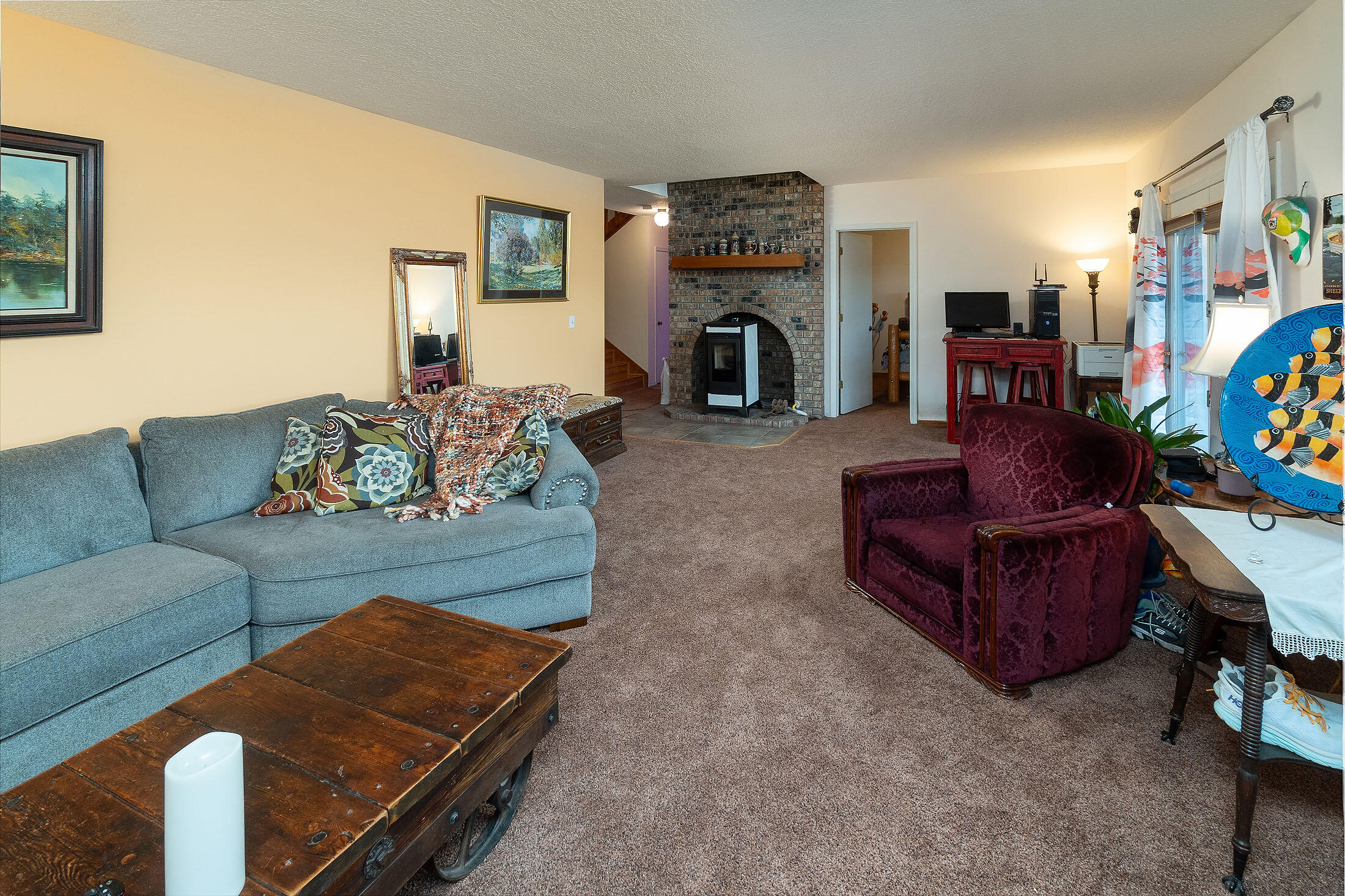 Prineville, Oregon, 97754, United States, 3 Bedrooms Bedrooms, ,3 BathroomsBathrooms,Residential,For Sale,1847629