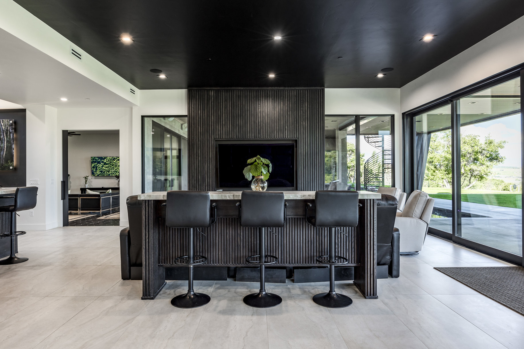  A RARE MODERN MOUNTAIN ESTATE WITH AN EXTRAORDINARY EQUESTRIAN FACILITY - 物件實景