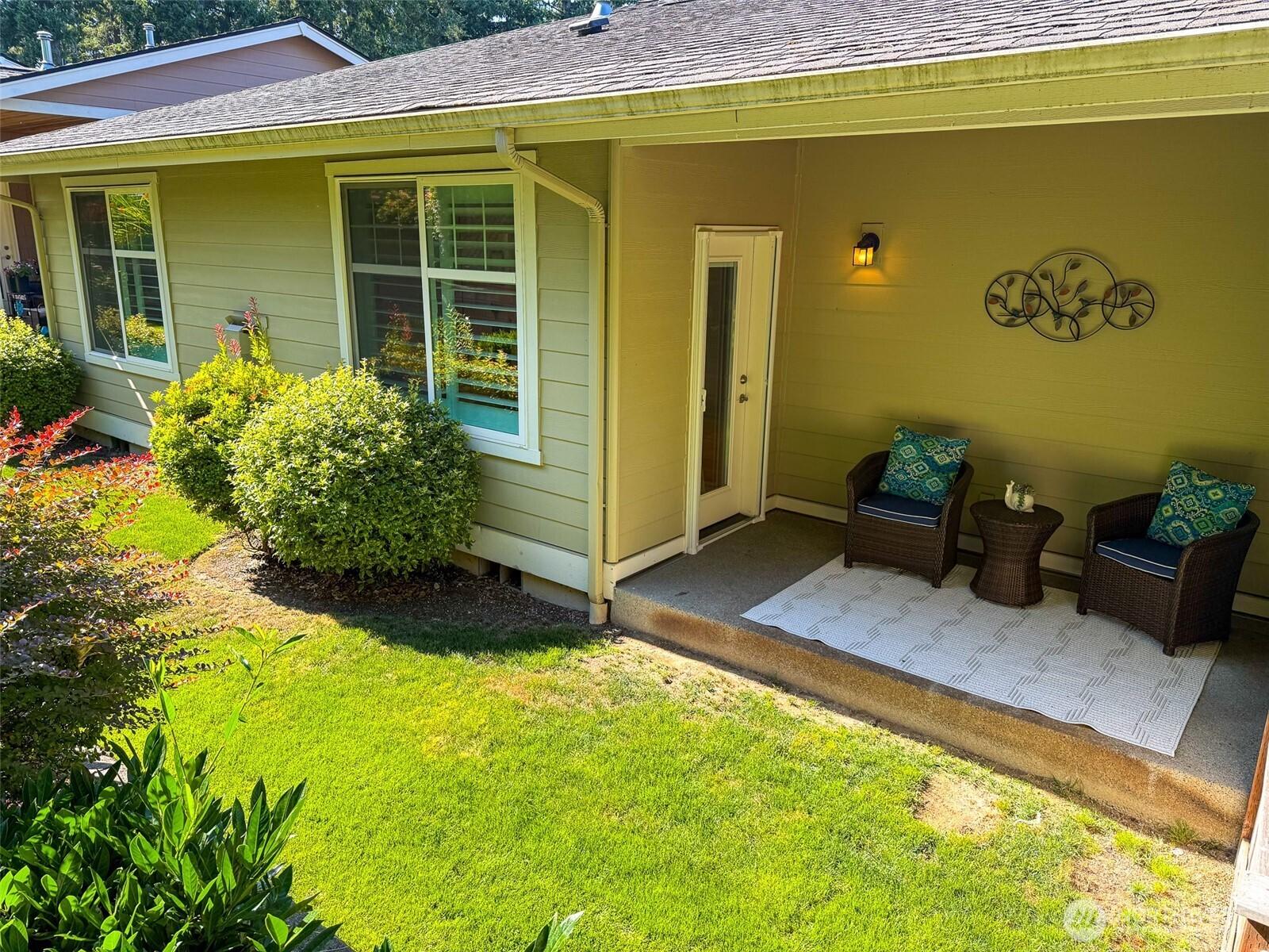 GIG HARBOR, Washington, 98335, United States, 2 Bedrooms Bedrooms, ,2 BathroomsBathrooms,Residential,For Sale,1874147