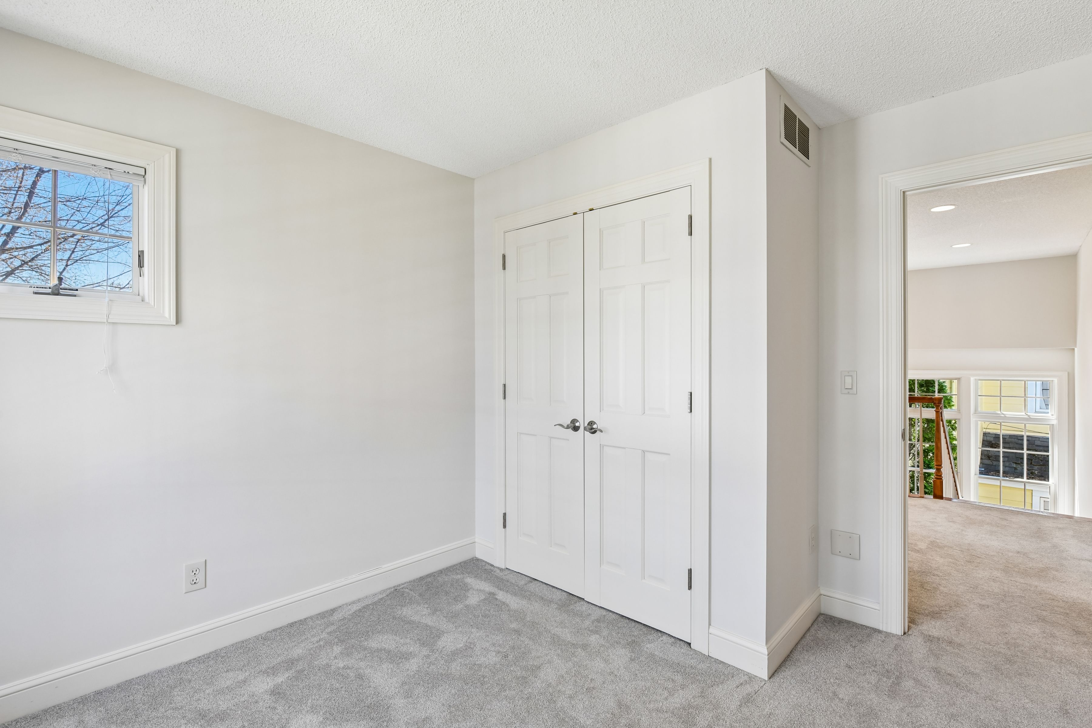  Beautifully Maintained Home in Golf Terrace - 物件實景