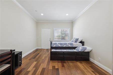 Los Angeles, California, 90016, United States, ,Residential,For Sale,1895088