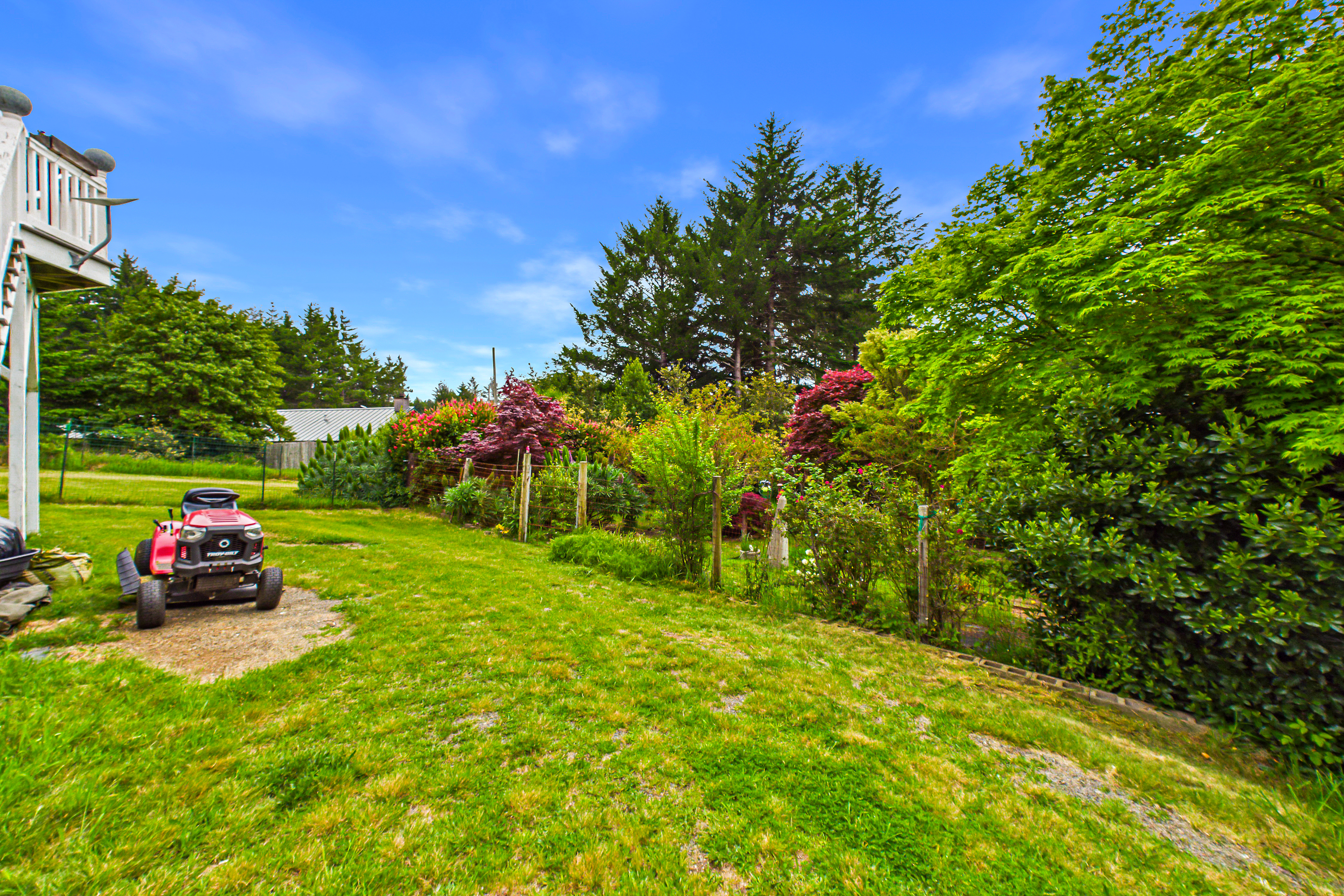  A Rare Ocean and Forest View Sanctuary with Three Adjoining Lots - 物件實景