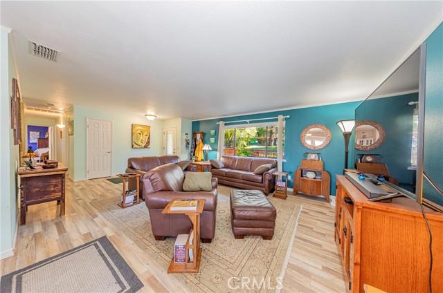 Oakhurst, California, 93644, United States, 3 Bedrooms Bedrooms, ,2 BathroomsBathrooms,Residential,For Sale,2000350