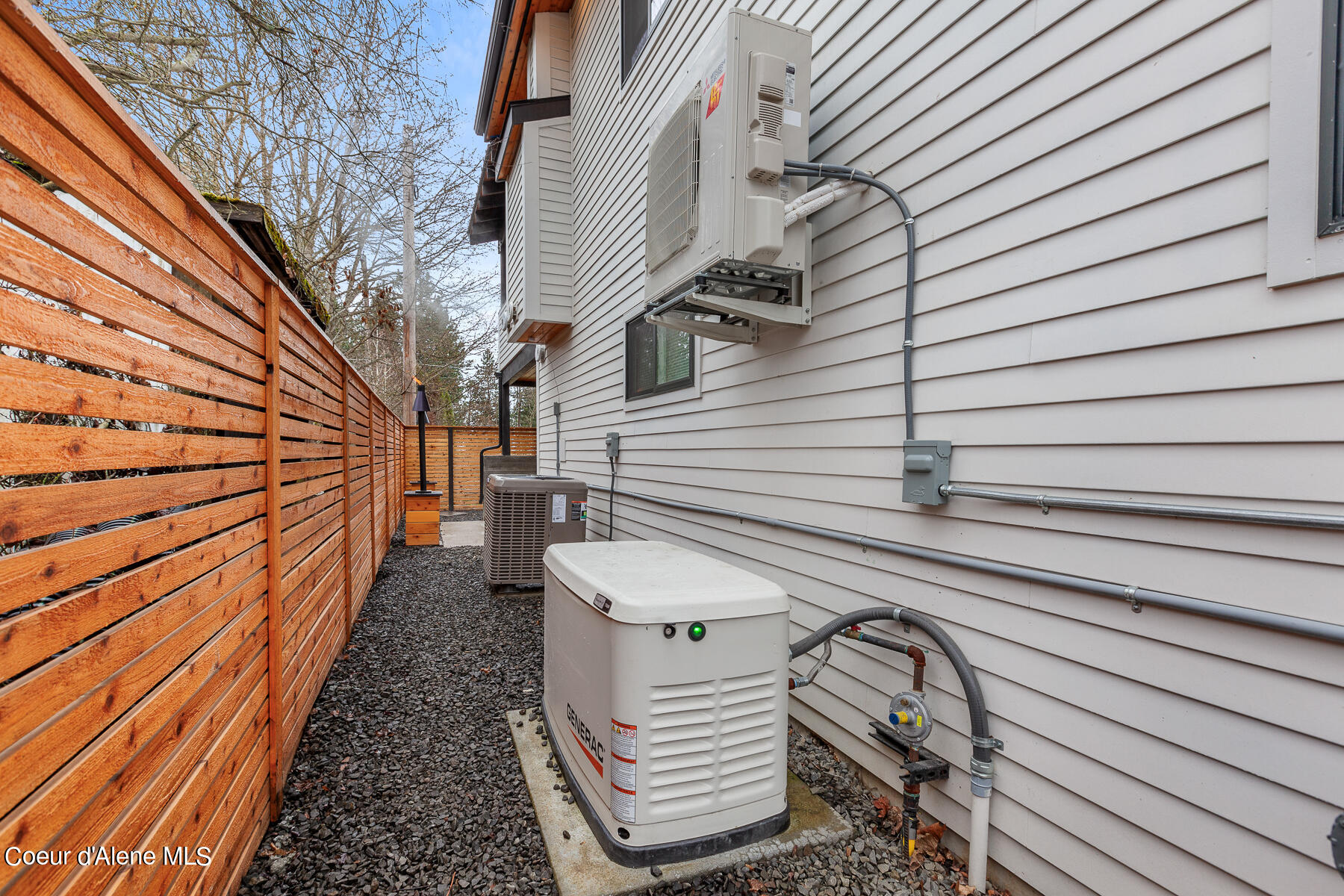 Coeur d'Alene, Idaho, 83814, United States, 4 Bedrooms Bedrooms, ,1 BathroomBathrooms,Residential,For Sale,1975946