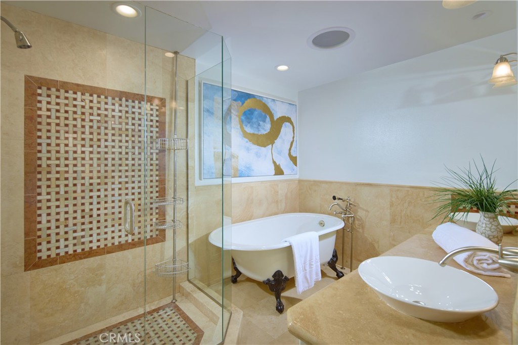 2800 Ocean Front, Laguna Beach, California, 92651, United States, 8 Bedrooms Bedrooms, ,8 BathroomsBathrooms,Residential,For Sale,2800 Ocean Front,1555141