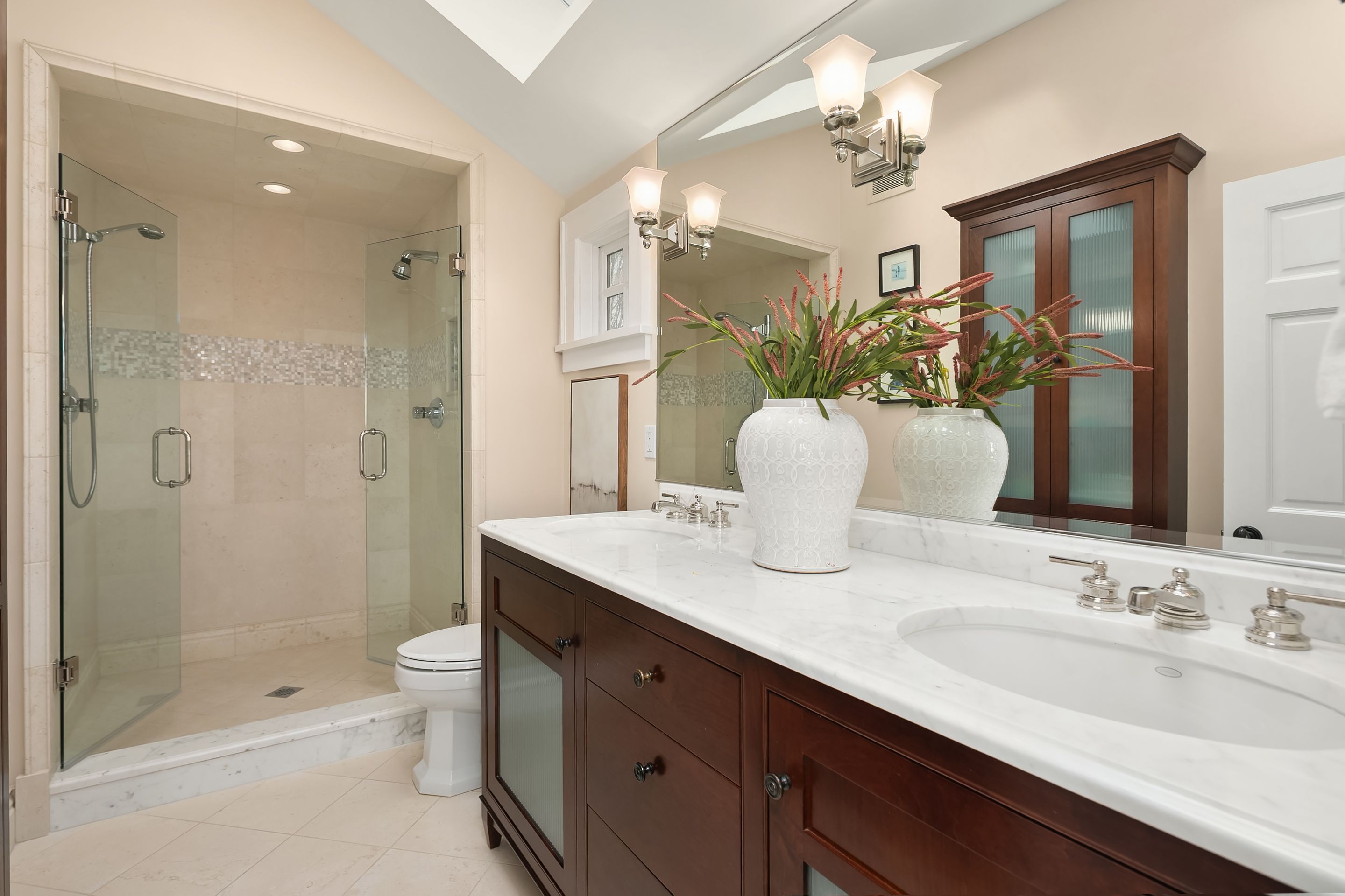  364 Highland Dr, Seattle, WA 98109 - 物件實景