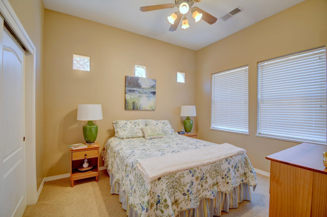 Rio Rancho, New Mexico, 87144, United States, 3 Bedrooms Bedrooms, ,2 BathroomsBathrooms,Residential,For Sale,1993509