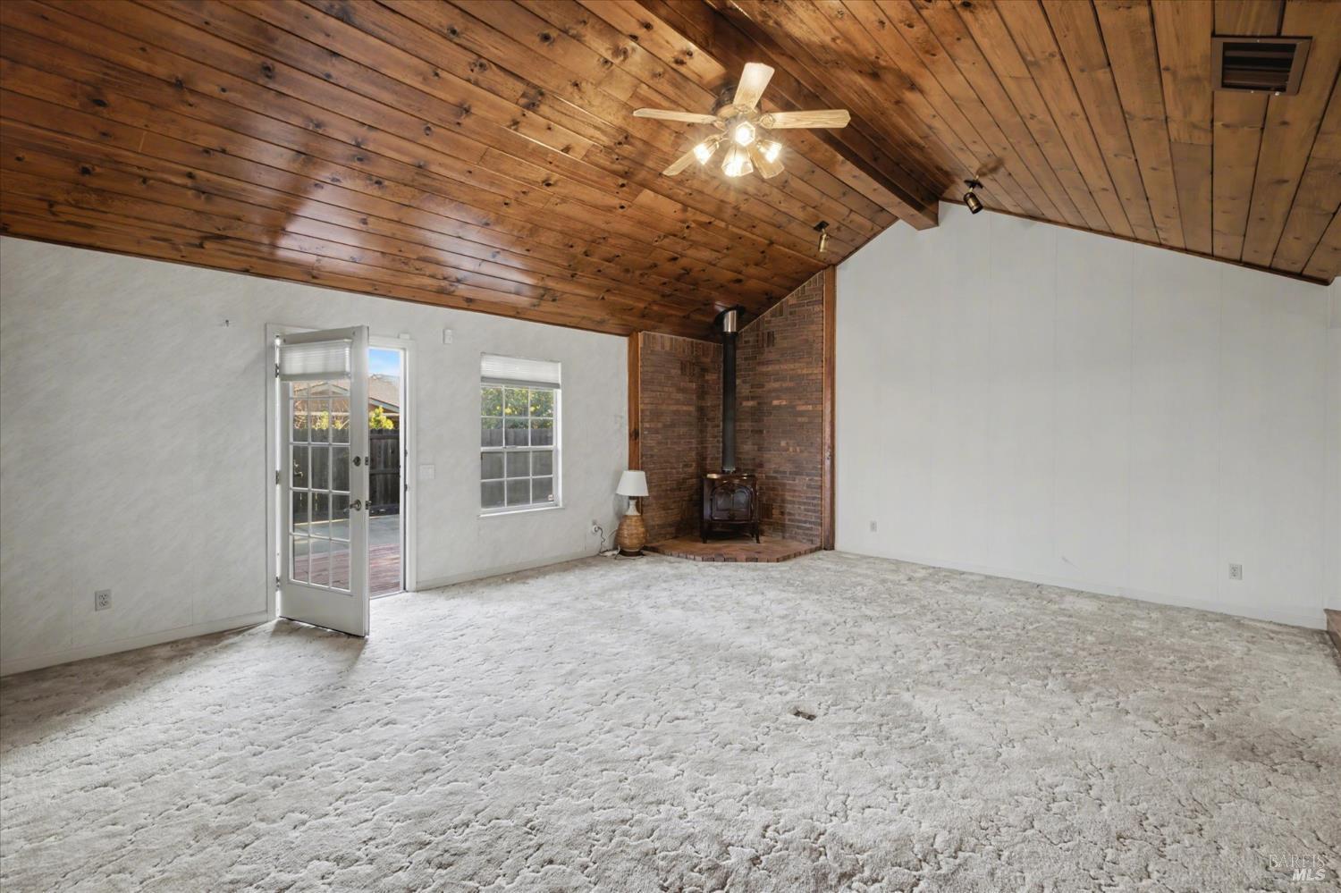 Dixon, California, 95620, United States, 3 Bedrooms Bedrooms, ,3 BathroomsBathrooms,Residential,For Sale,2012017