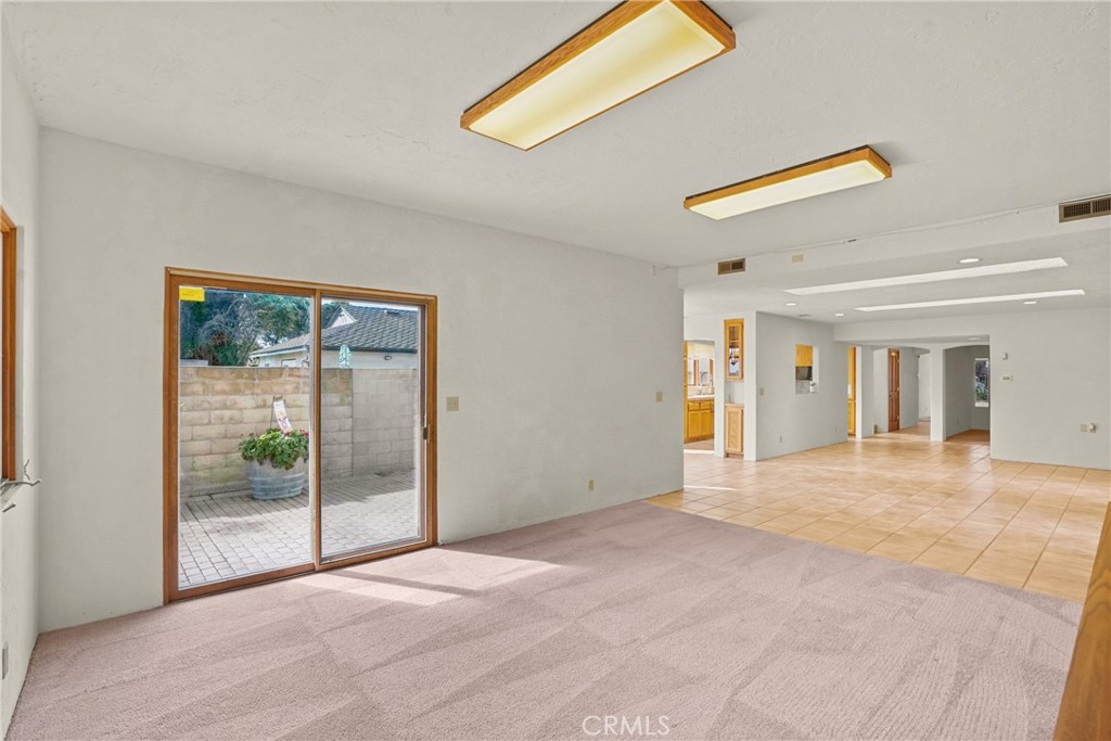 Santa Maria, California, 93454, United States, 5 Bedrooms Bedrooms, ,3 BathroomsBathrooms,Residential,For Sale,2032252