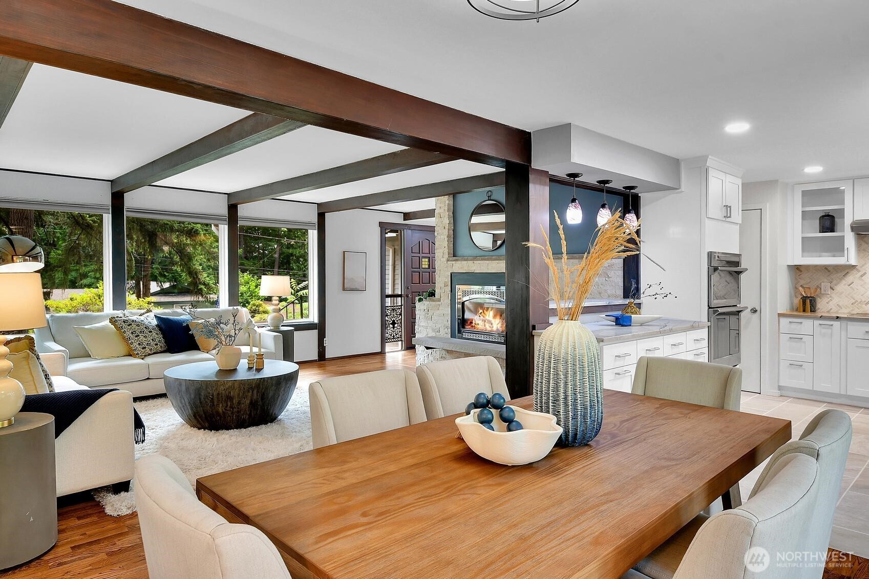 Lake Forest Park, Washington, 98155, United States, 4 Bedrooms Bedrooms, ,1 BathroomBathrooms,Residential,For Sale,1896629