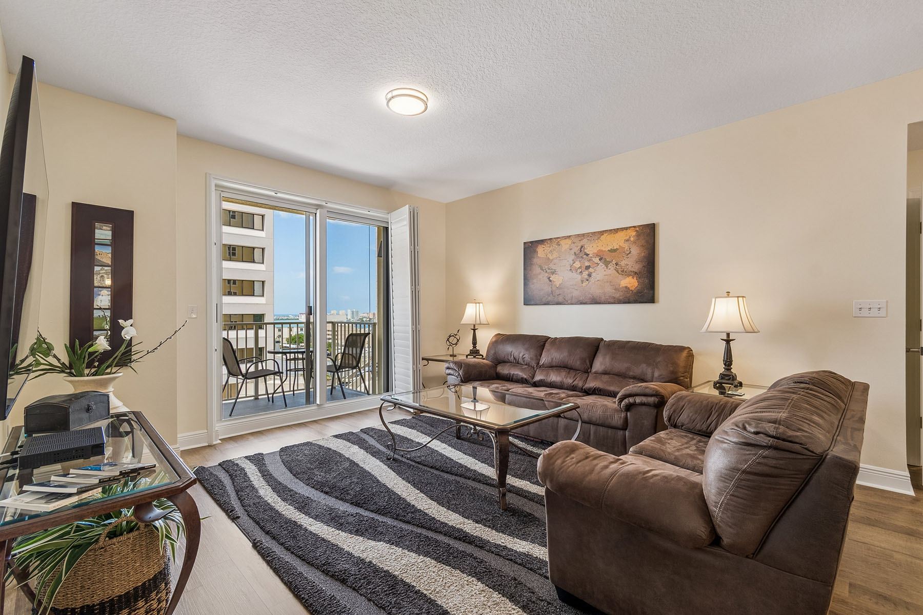  STATION SQUARE CONDO - 物件實景