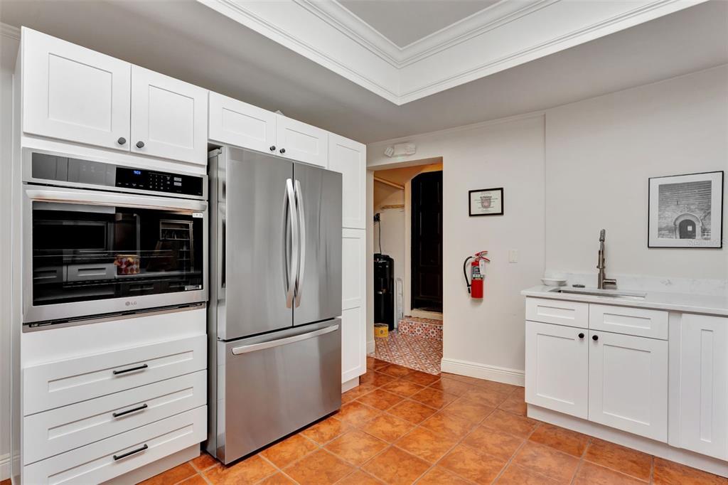 Winter Park, Florida, 32789, United States, 2 Bedrooms Bedrooms, ,1 BathroomBathrooms,Residential,For Sale,1794385