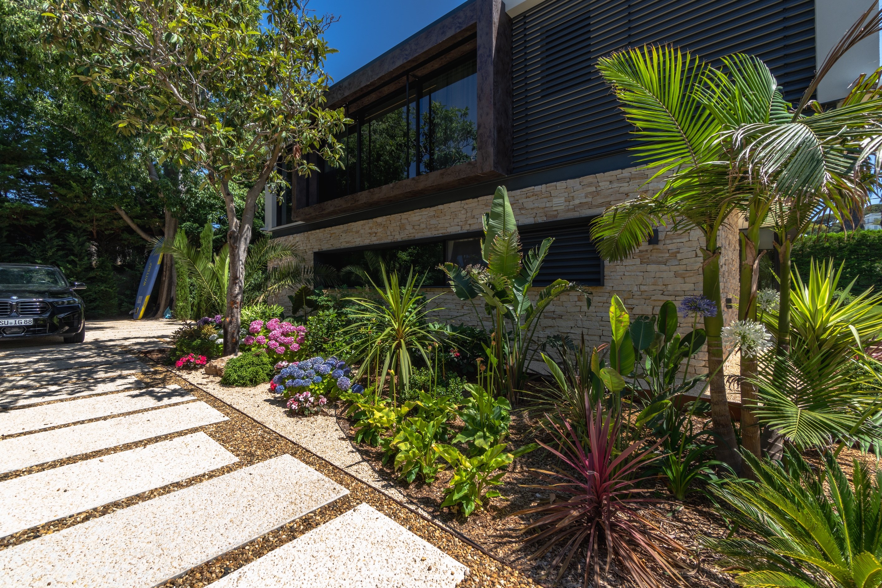  New contemporary luxury villa within a private estate in Cap d’Antibes, walking… - 物件實景
