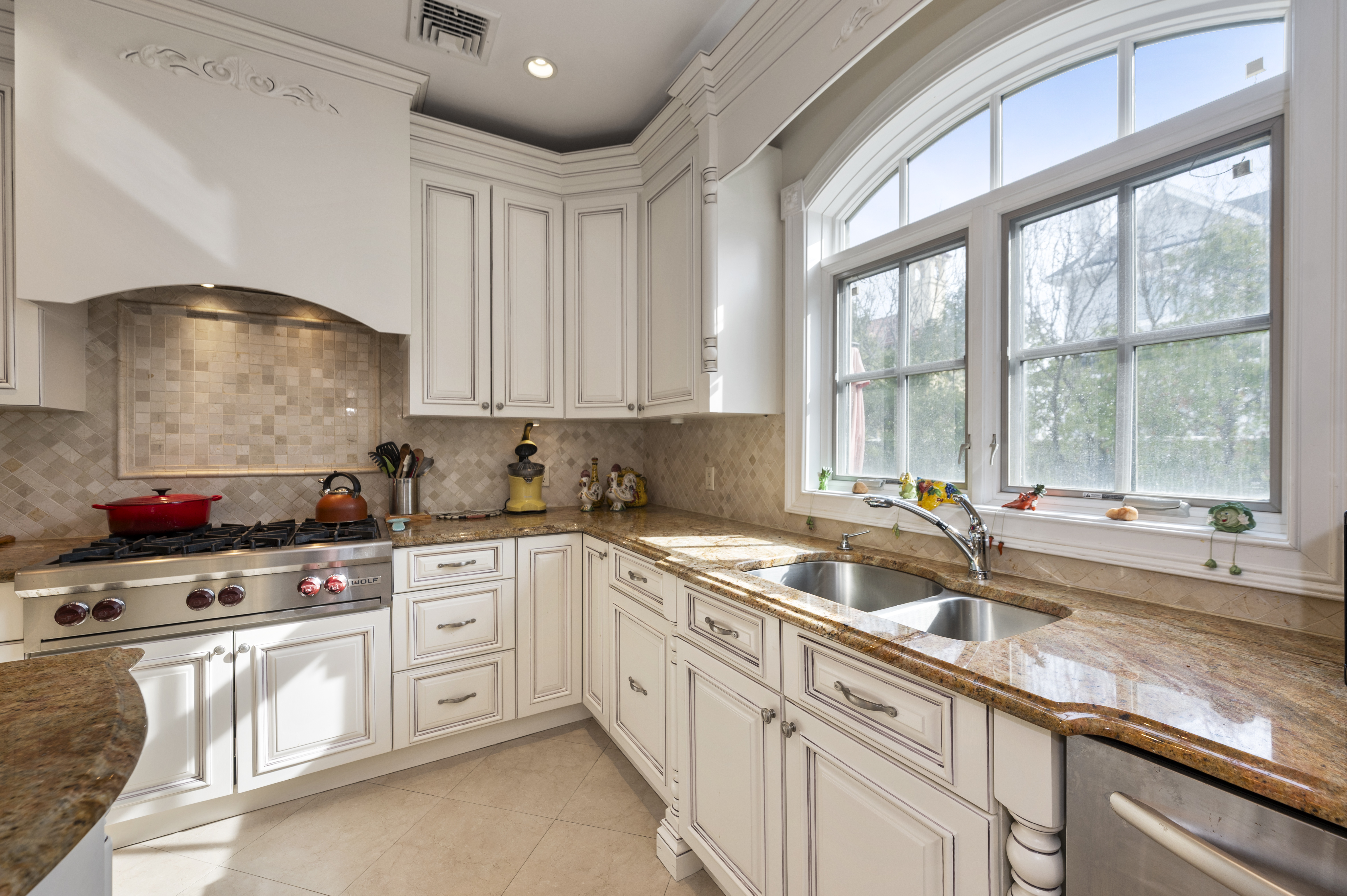  70 Lewis Avenue, Atlantic Beach, NY, 11509 - 物件實景