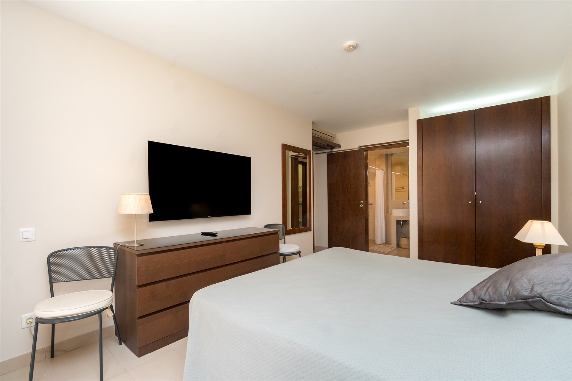  Flat, 2 bedrooms, for Sale - 物件實景