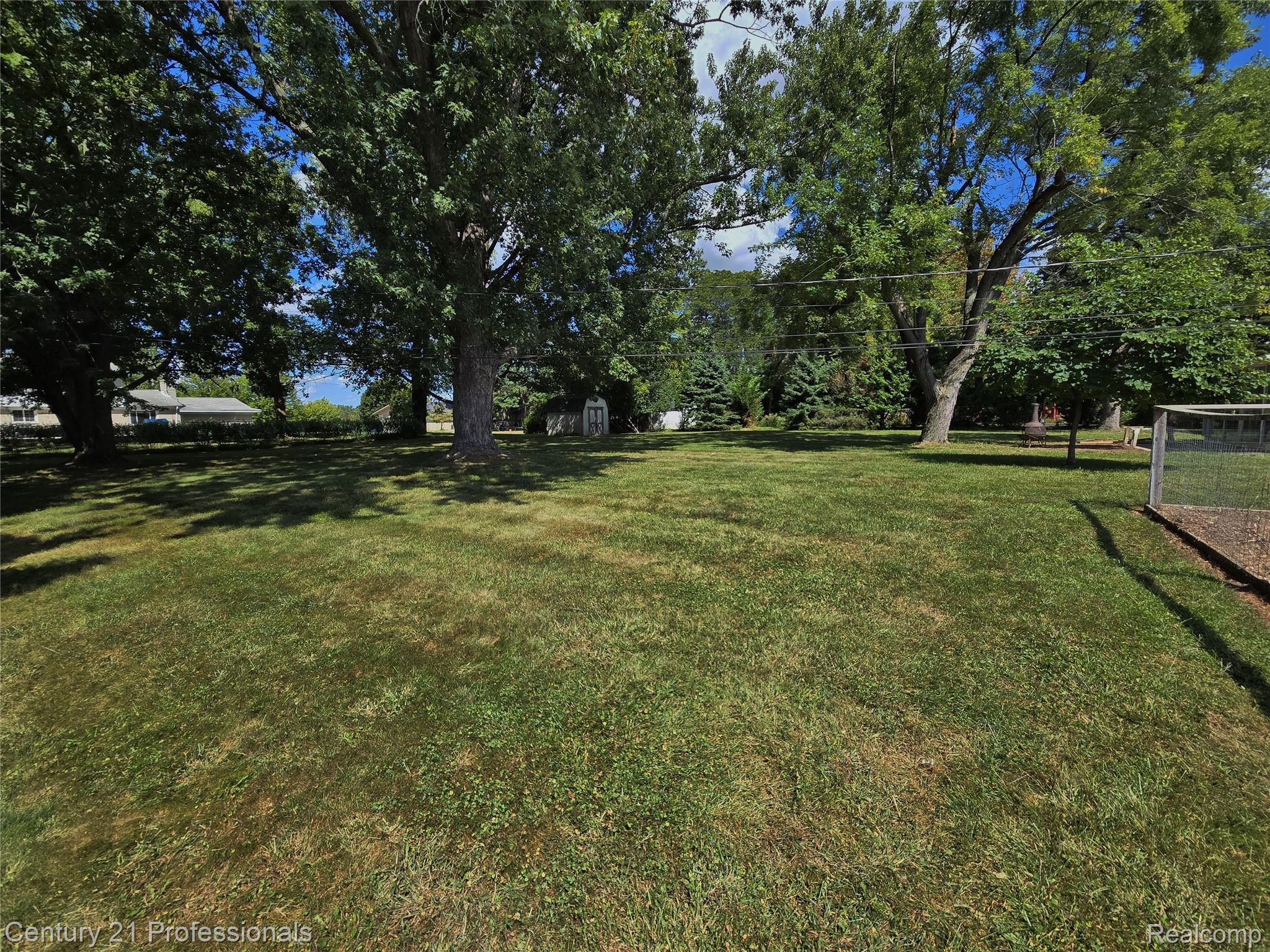 RochesterHills, Michigan, 48309, United States, 3 Bedrooms Bedrooms, ,3 BathroomsBathrooms,Residential,For Sale,1973960