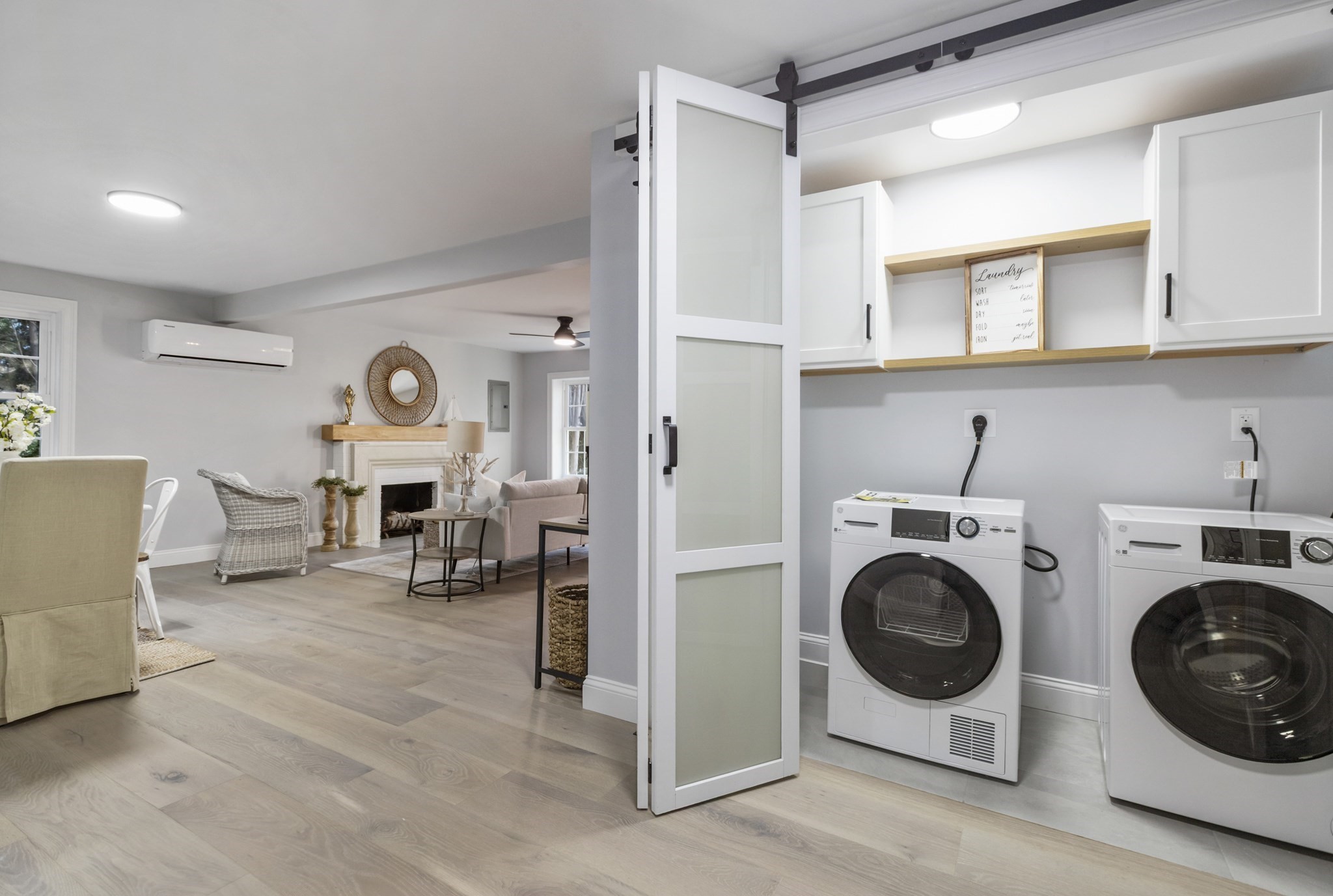 South Dartmouth, Massachusetts, 02748, United States, 4 Bedrooms Bedrooms, ,2 BathroomsBathrooms,Residential,For Sale,1977281