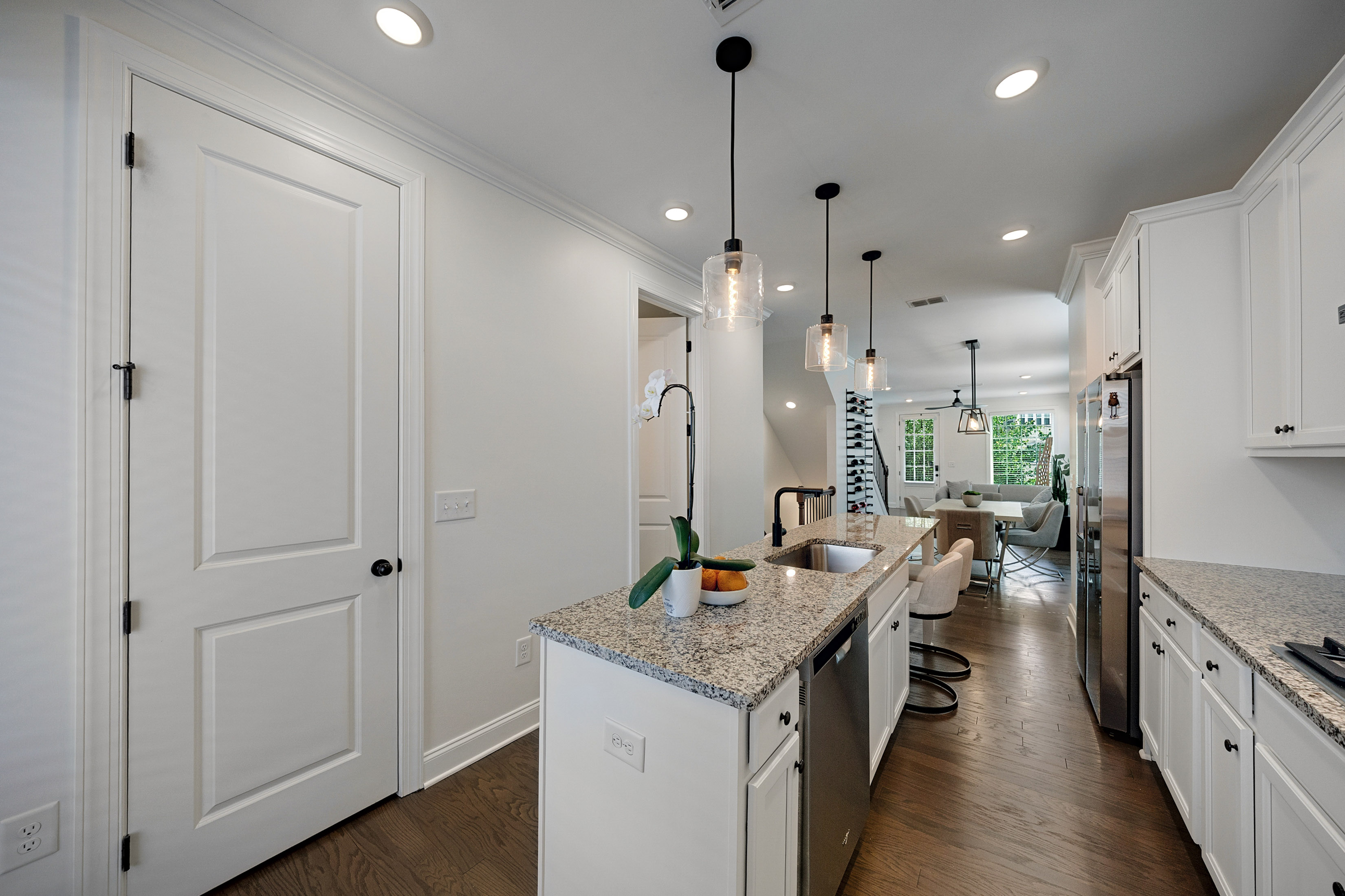  Beautifully Upgraded End Unit Townhome in the Heart of Vinings - 物件實景