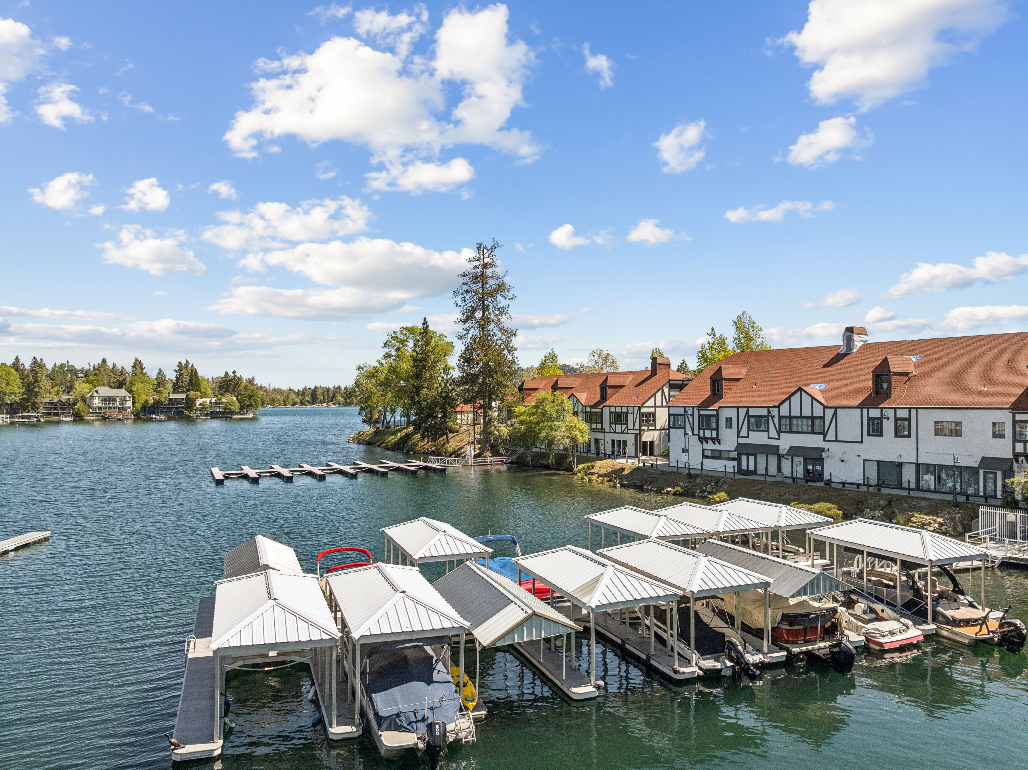  1 Village Bay, Lake Arrowhead, CA 92352 - 物件實景