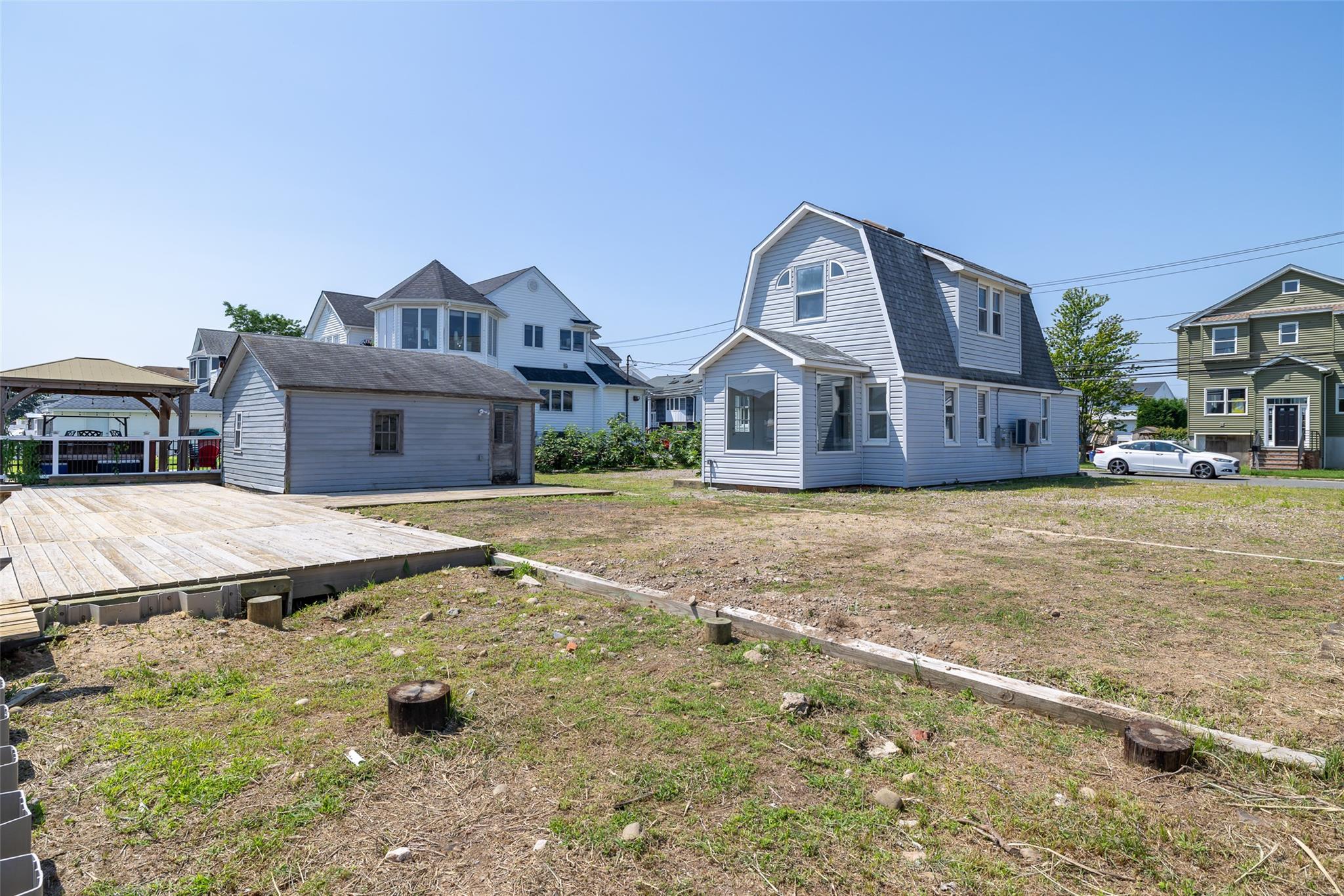 Seaford, New York, 11783, United States, 3 Bedrooms Bedrooms, ,2 BathroomsBathrooms,Residential,For Sale,1908312