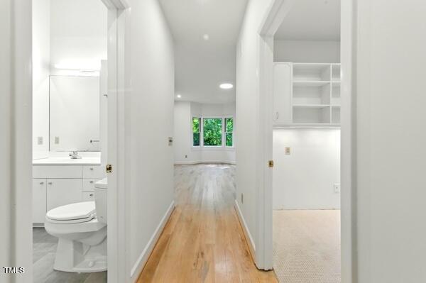 Chapel Hill, North Carolina, 27514, United States, 3 Bedrooms Bedrooms, ,3 BathroomsBathrooms,Residential,For Sale,1847615