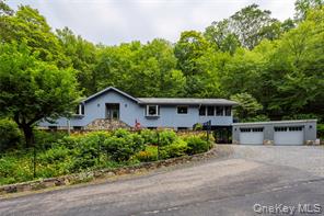 Putnam Valley, New York, 10579, United States, 3 Bedrooms Bedrooms, ,3 BathroomsBathrooms,Residential,For Sale,1928864