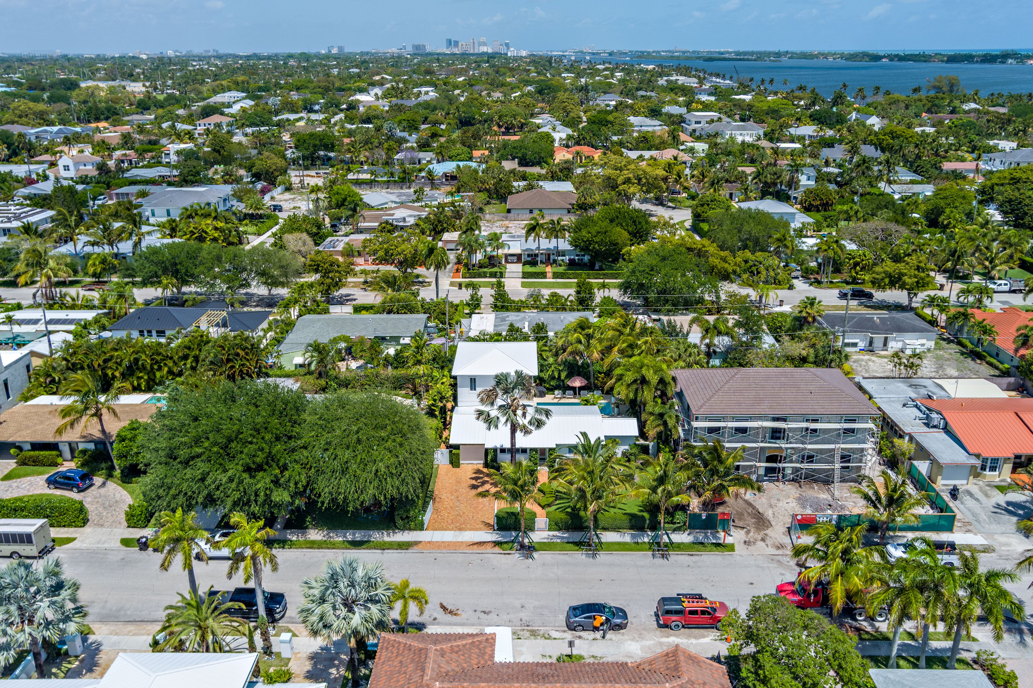  203 Arlington Road - 物件實景