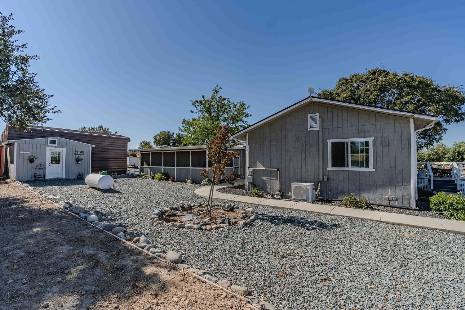 Burson, California, 95225, United States, 2 Bedrooms Bedrooms, ,2 BathroomsBathrooms,Residential,For Sale,1976966