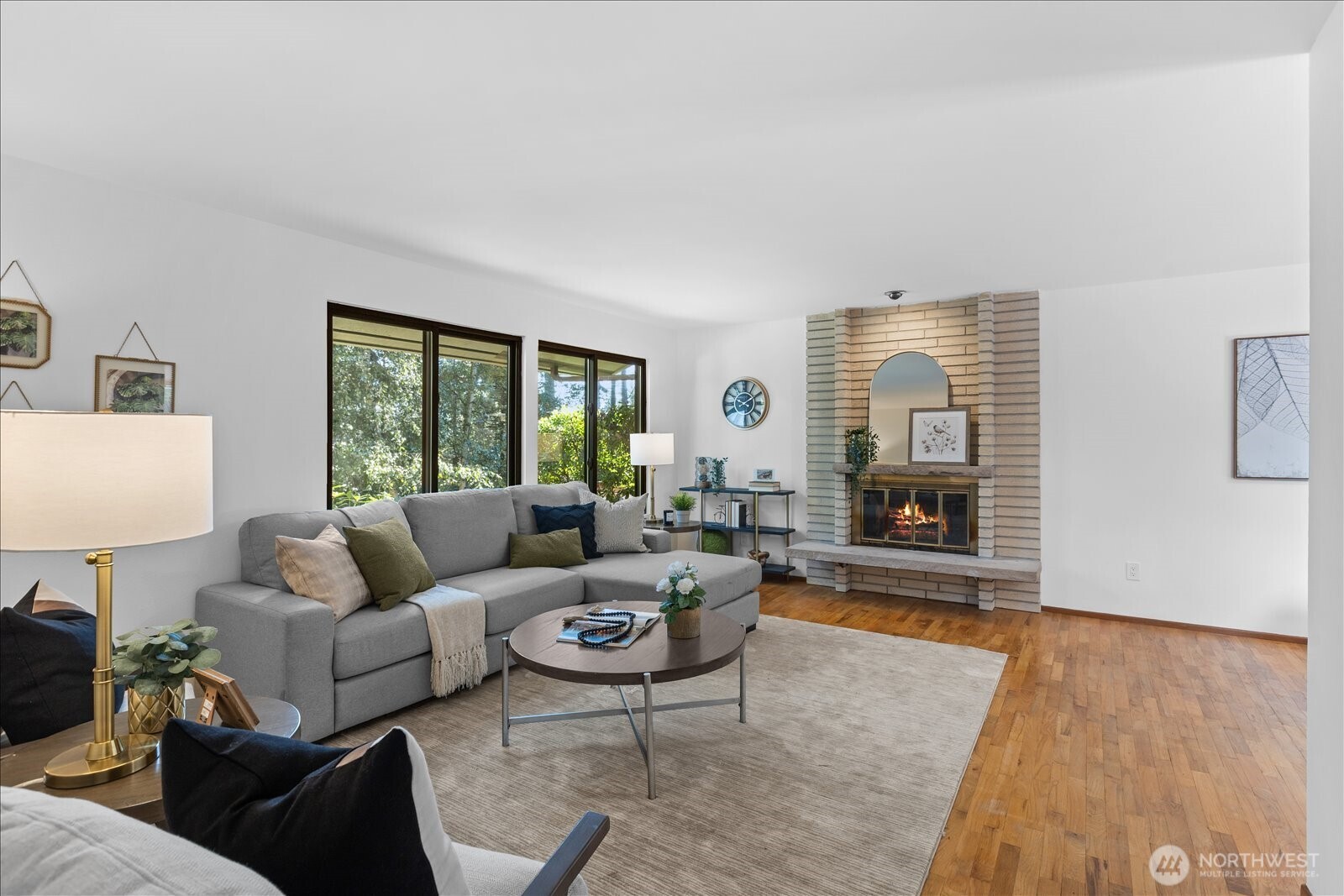 Edmonds, Washington, 98026, United States, 3 Bedrooms Bedrooms, ,1 BathroomBathrooms,Residential,For Sale,1950976