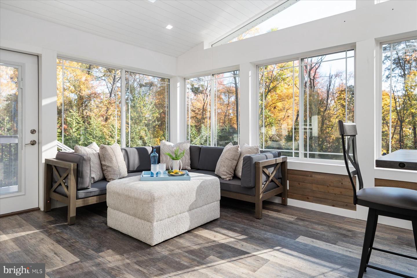 Pasadena, Maryland, 21122, United States, 4 Bedrooms Bedrooms, ,4 BathroomsBathrooms,Residential,For Sale,1989268