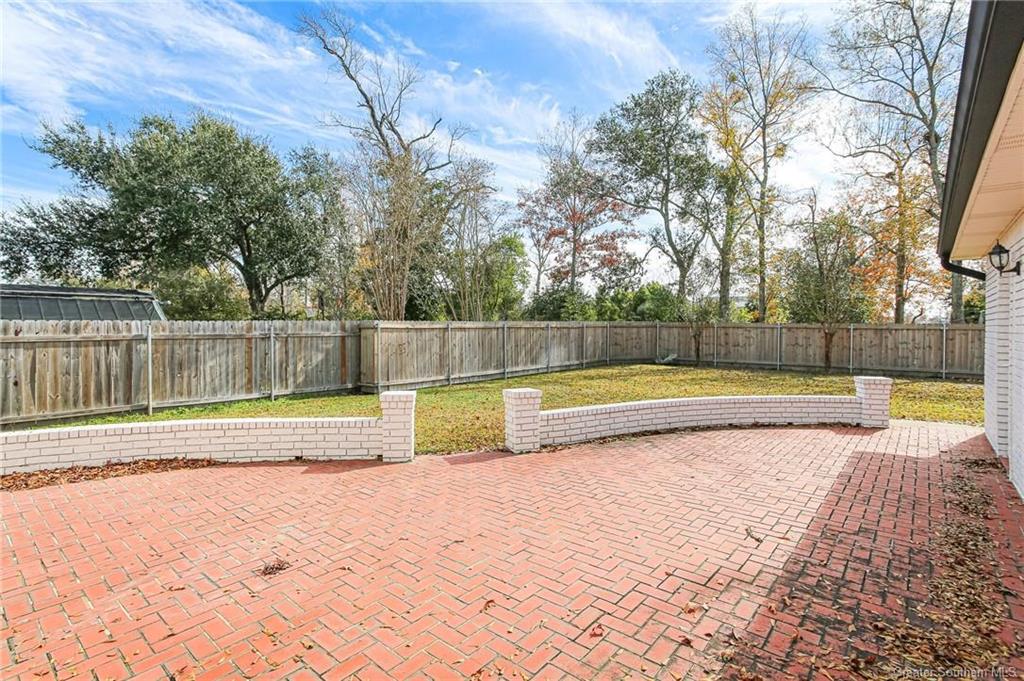 Lake Charles, Louisiana, 70605, United States, 5 Bedrooms Bedrooms, ,6 BathroomsBathrooms,Residential,For Sale,1974733